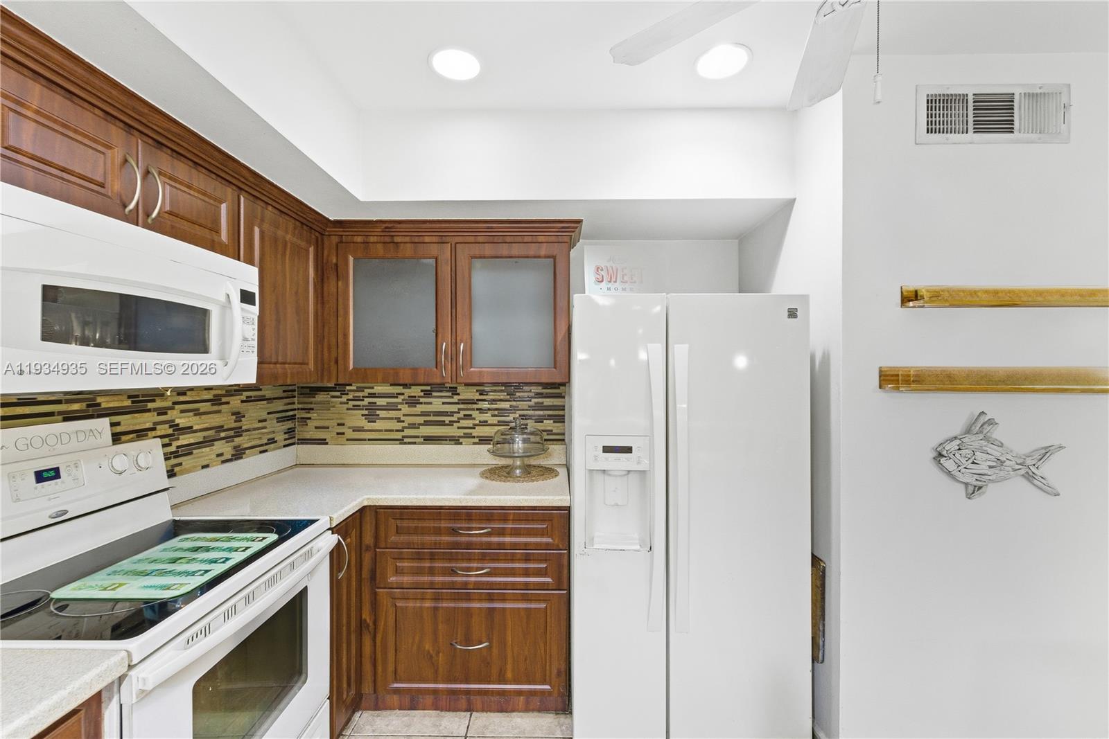 6358 Milk Wagon Ln Miami Lakes, FL 33014