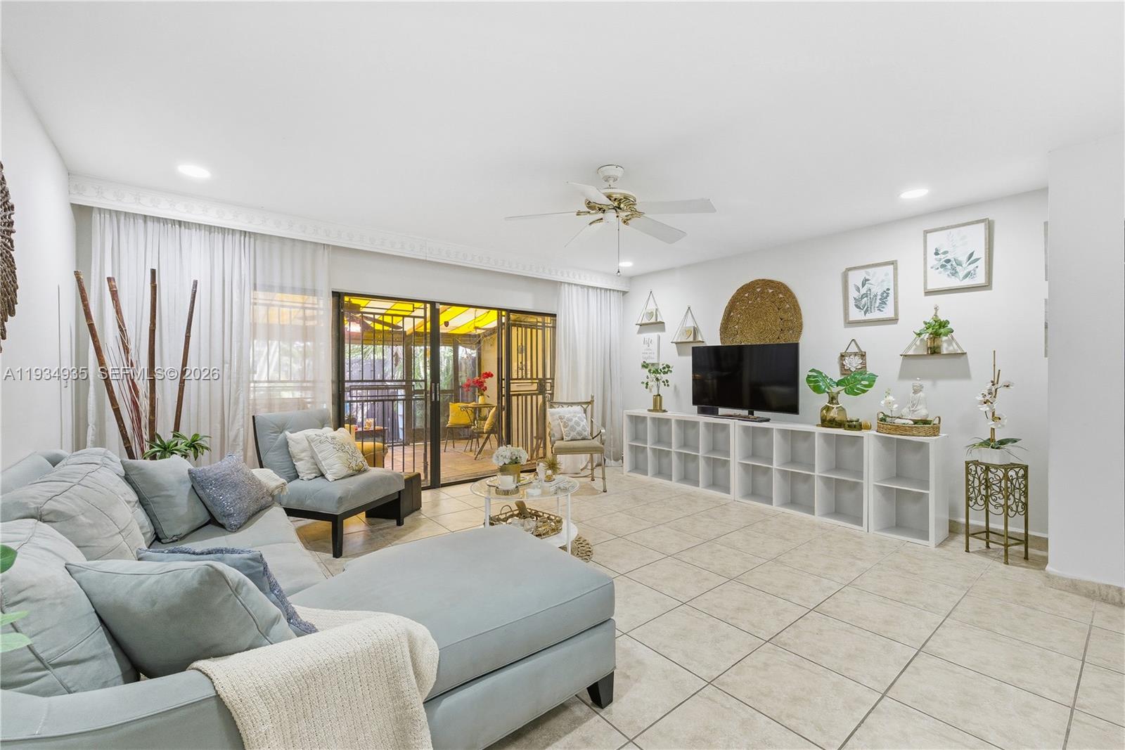 6358 Milk Wagon Ln Miami Lakes, FL 33014