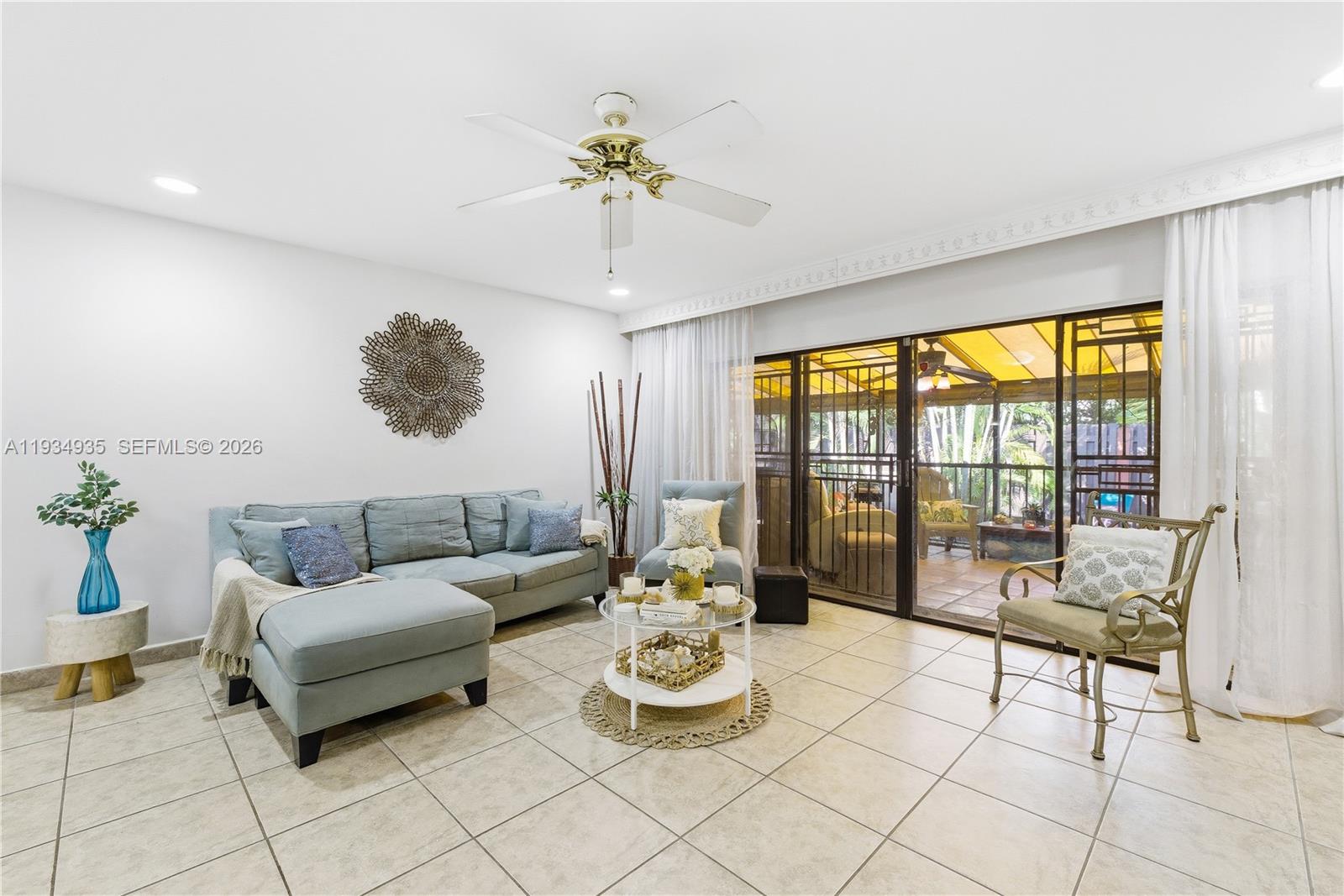 6358 Milk Wagon Ln Miami Lakes, FL 33014