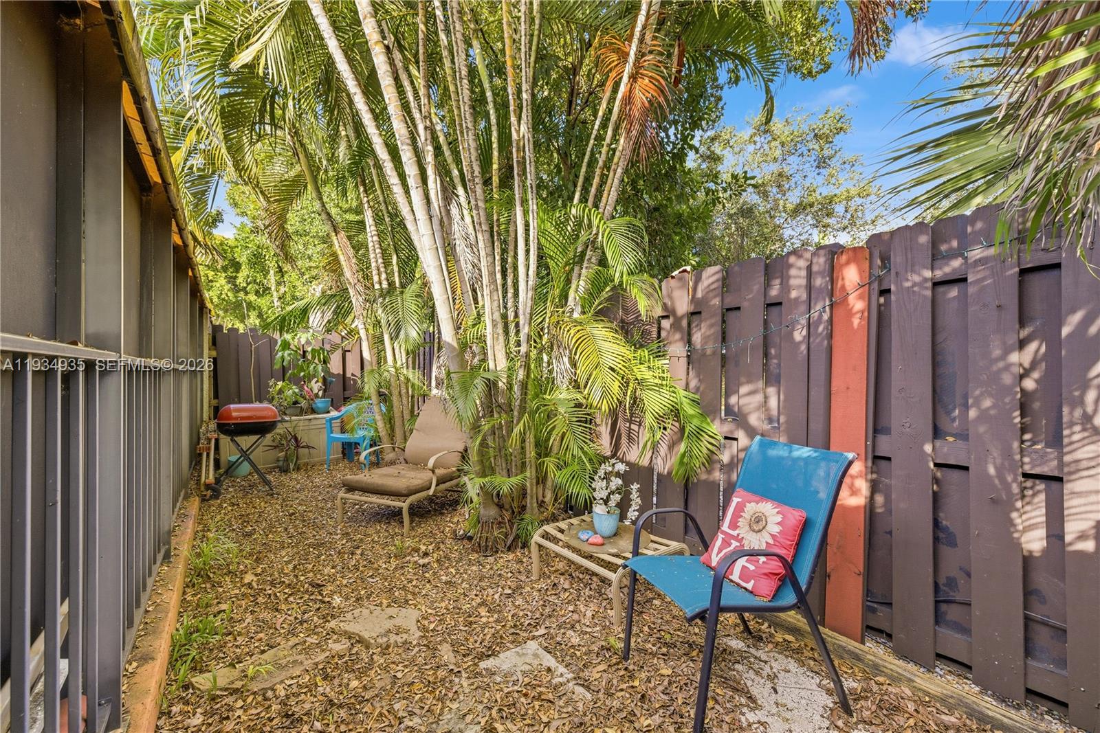 6358 Milk Wagon Ln Miami Lakes, FL 33014