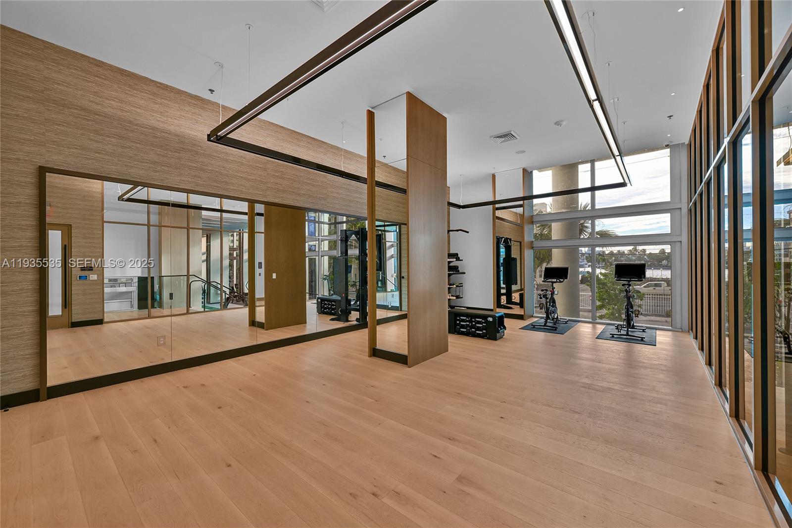 151 N Seabreeze #1701E Fort Lauderdale, FL 33304