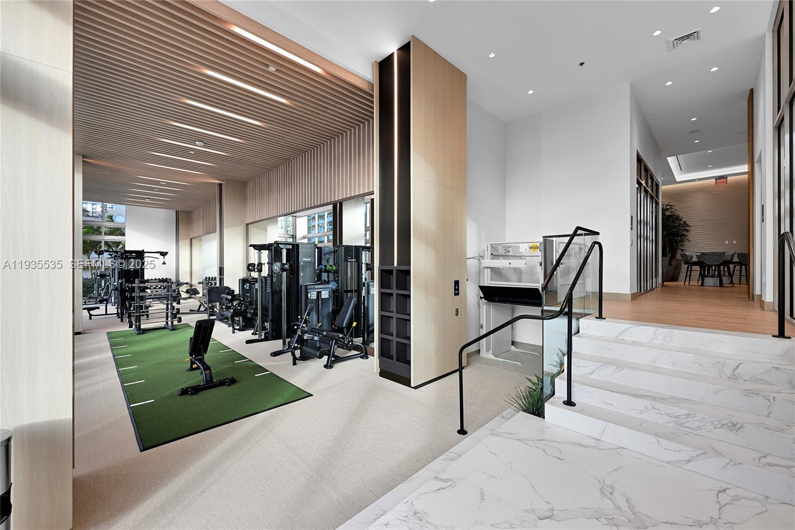 151 N Seabreeze #1701E Fort Lauderdale, FL 33304