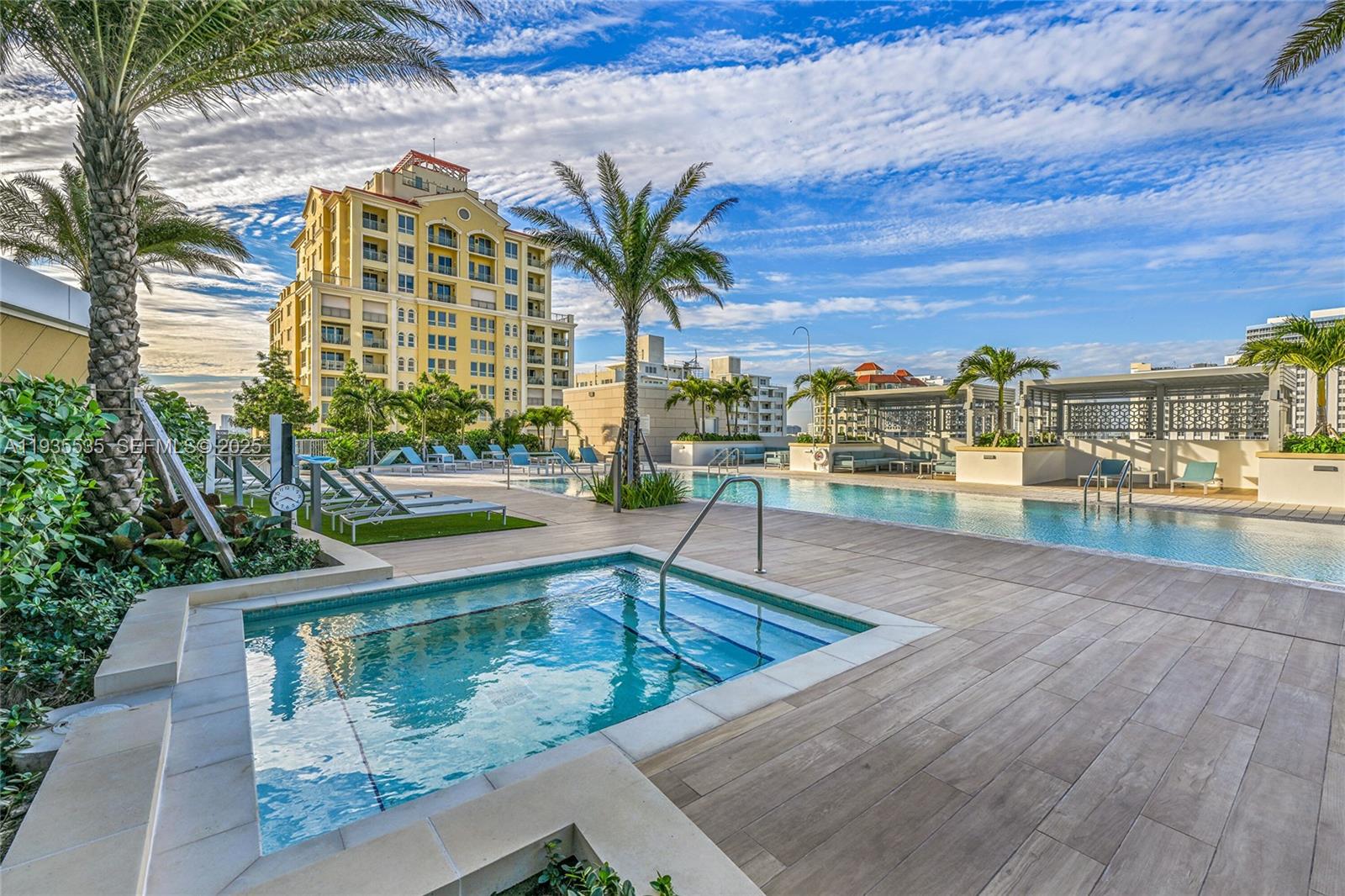 151 N Seabreeze #1701E Fort Lauderdale, FL 33304