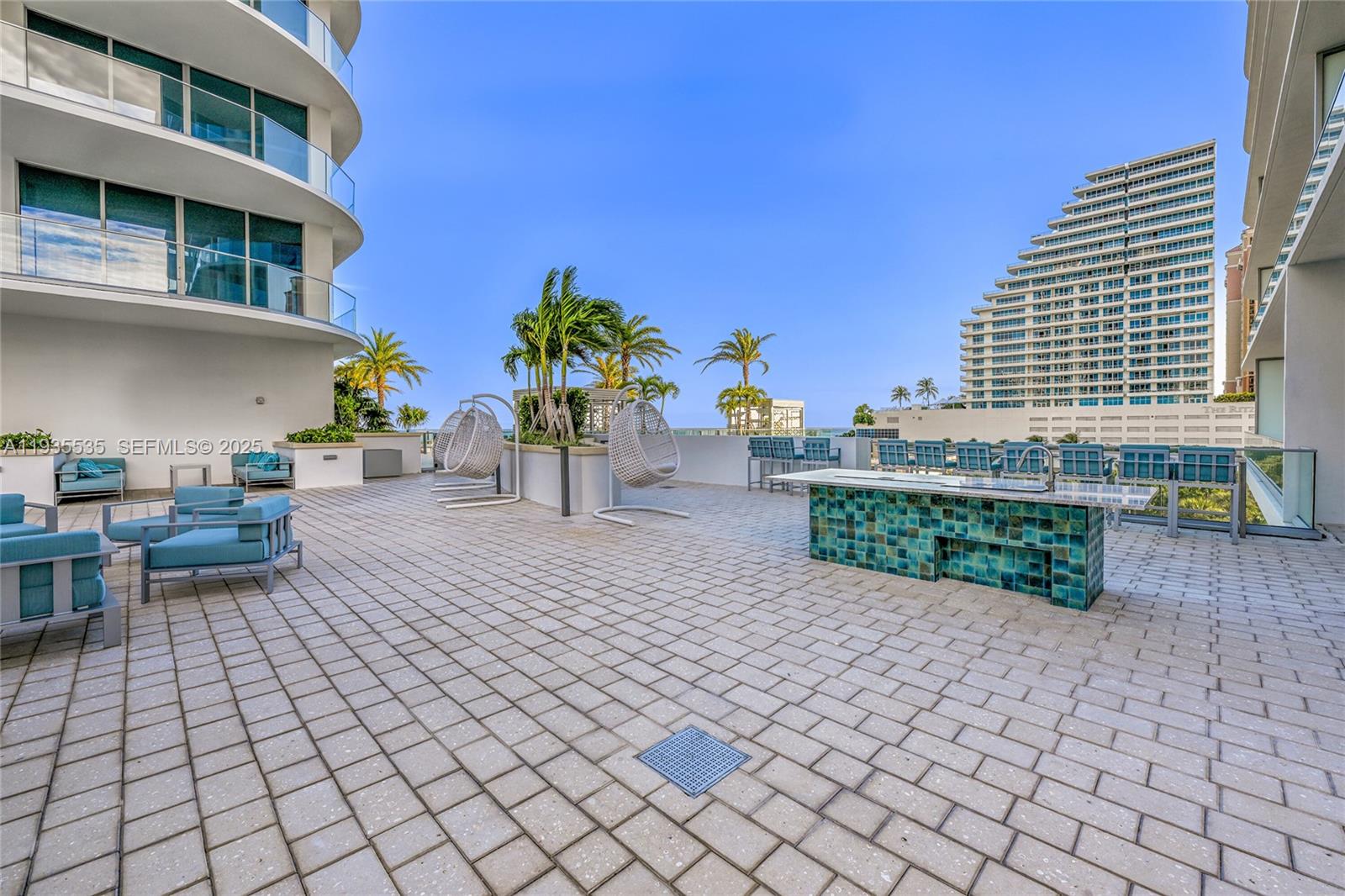 151 N Seabreeze #1701E Fort Lauderdale, FL 33304