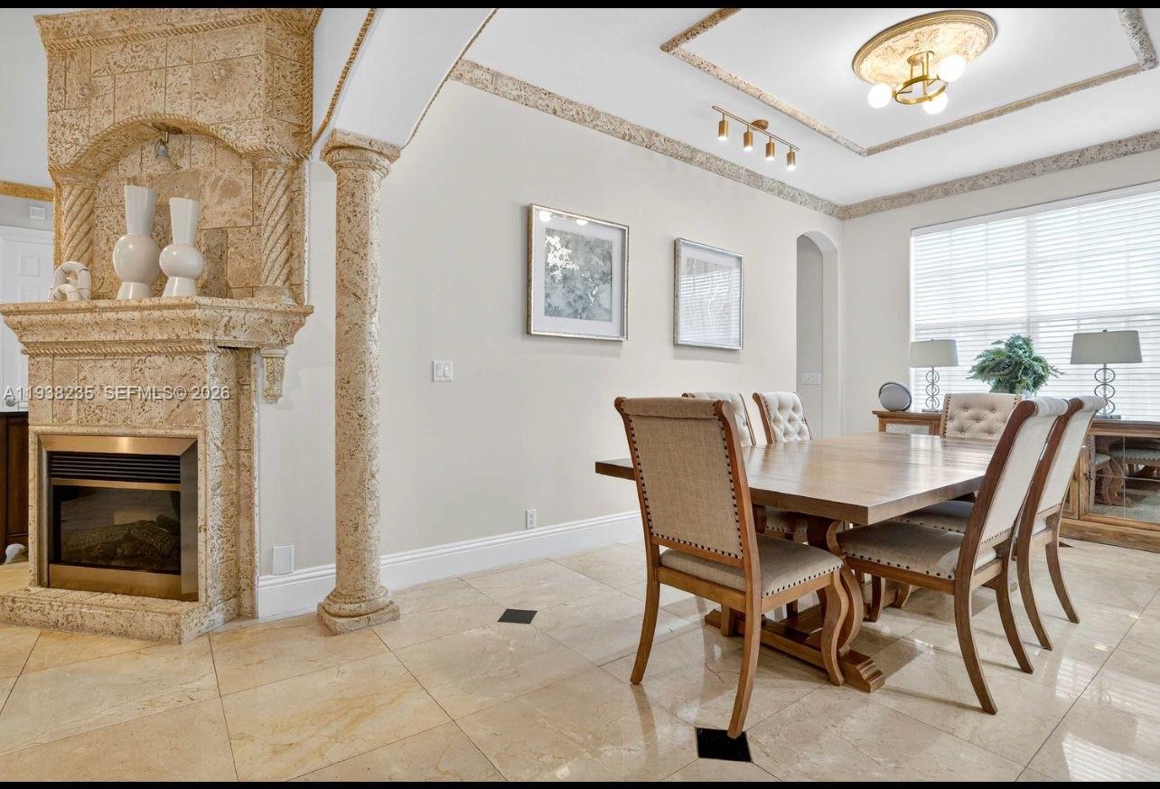 832 Hollywood Blvd Hollywood, FL 33019