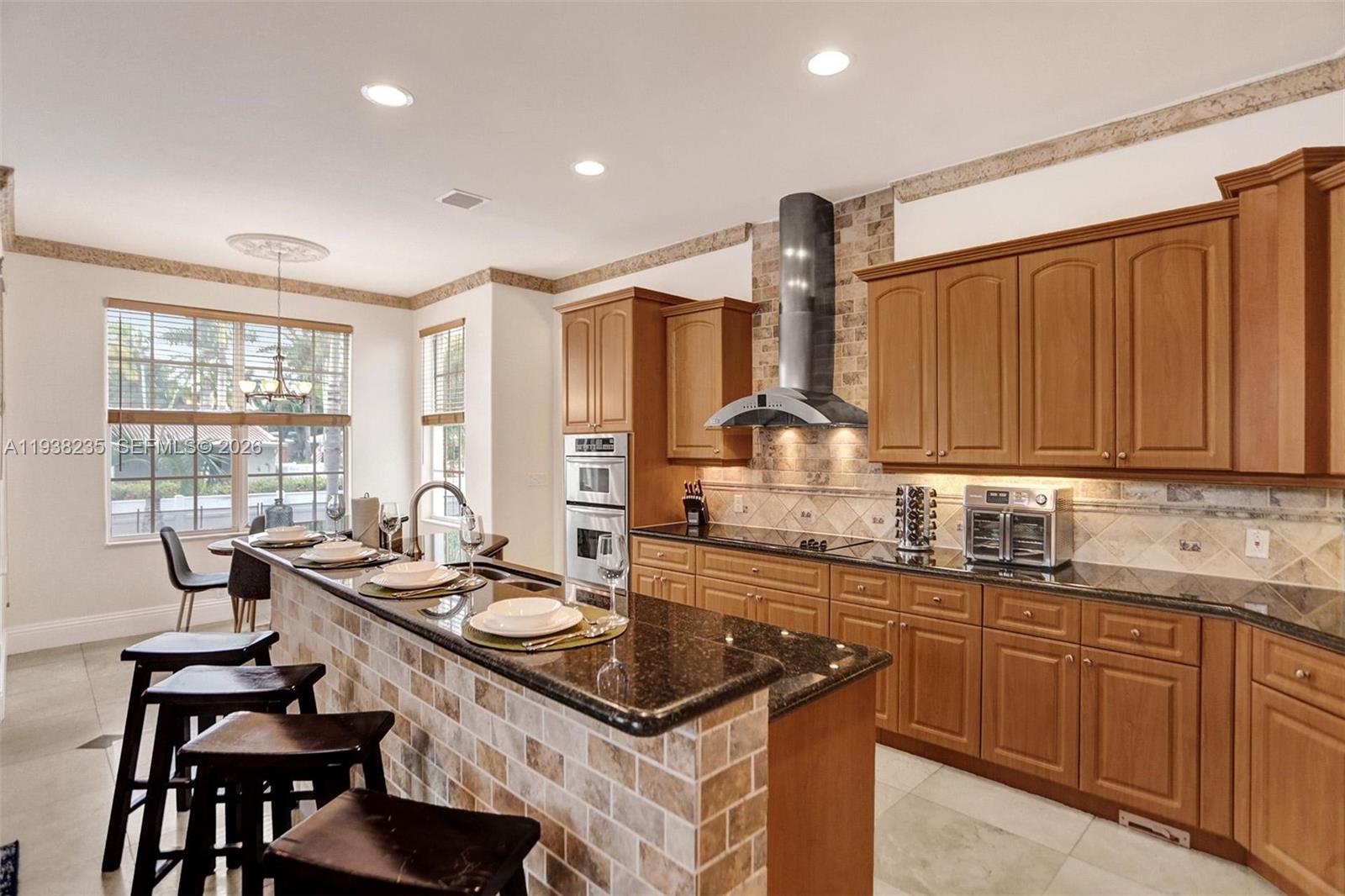 832 Hollywood Blvd Hollywood, FL 33019