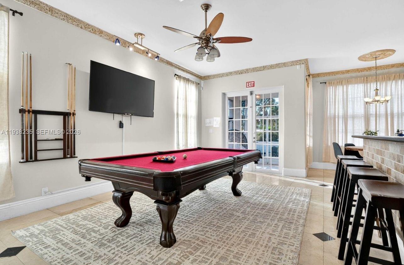 832 Hollywood Blvd Hollywood, FL 33019