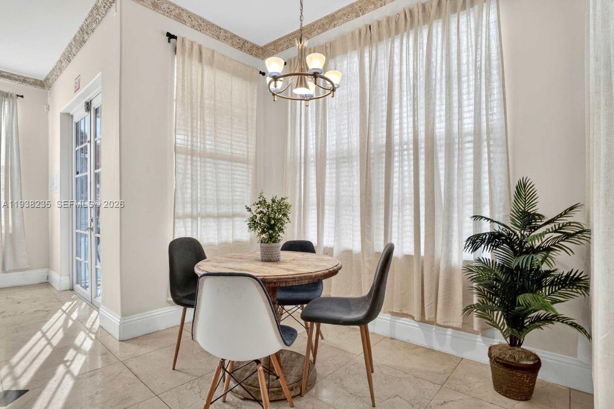 832 Hollywood Blvd Hollywood, FL 33019