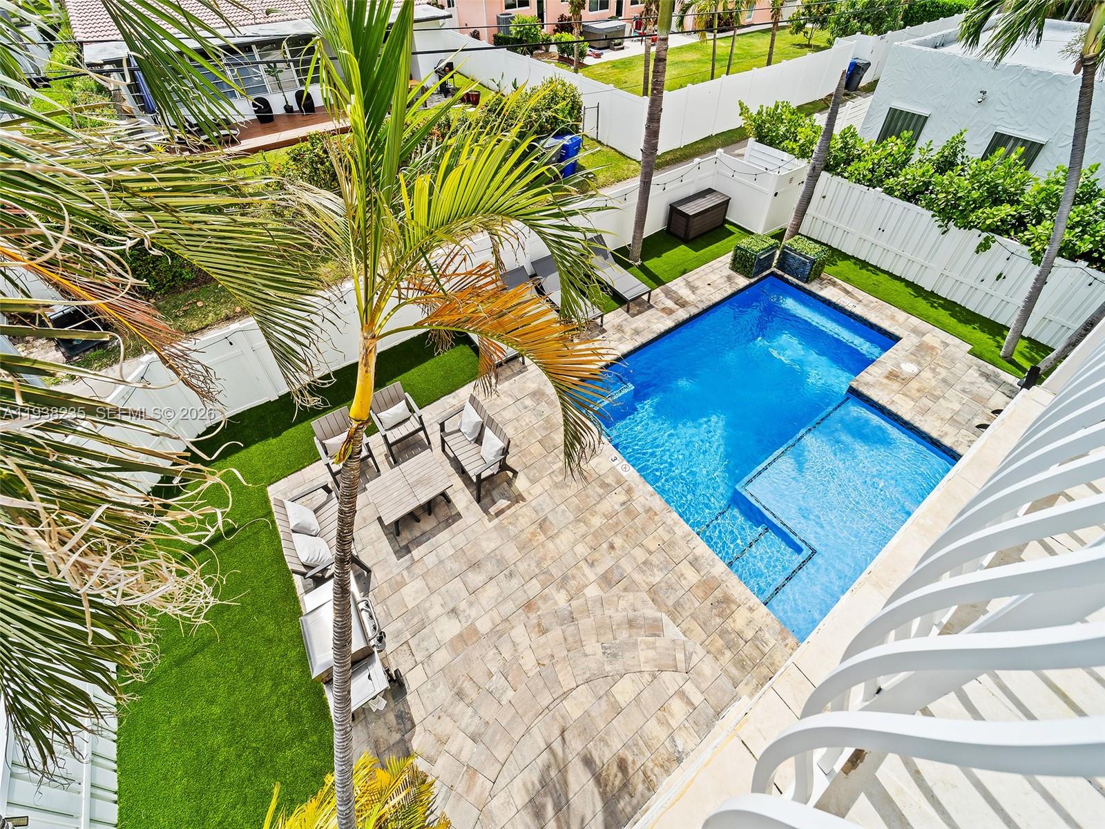 832 Hollywood Blvd Hollywood, FL 33019