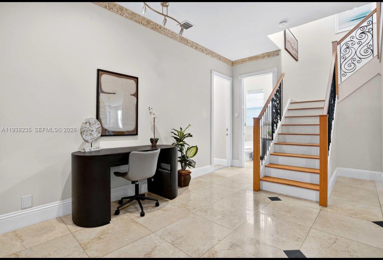 832 Hollywood Blvd Hollywood, FL 33019