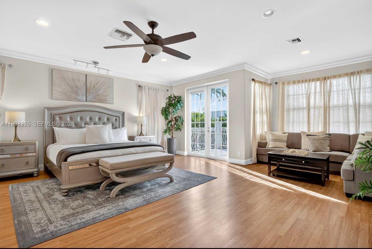 832 Hollywood Blvd Hollywood, FL 33019