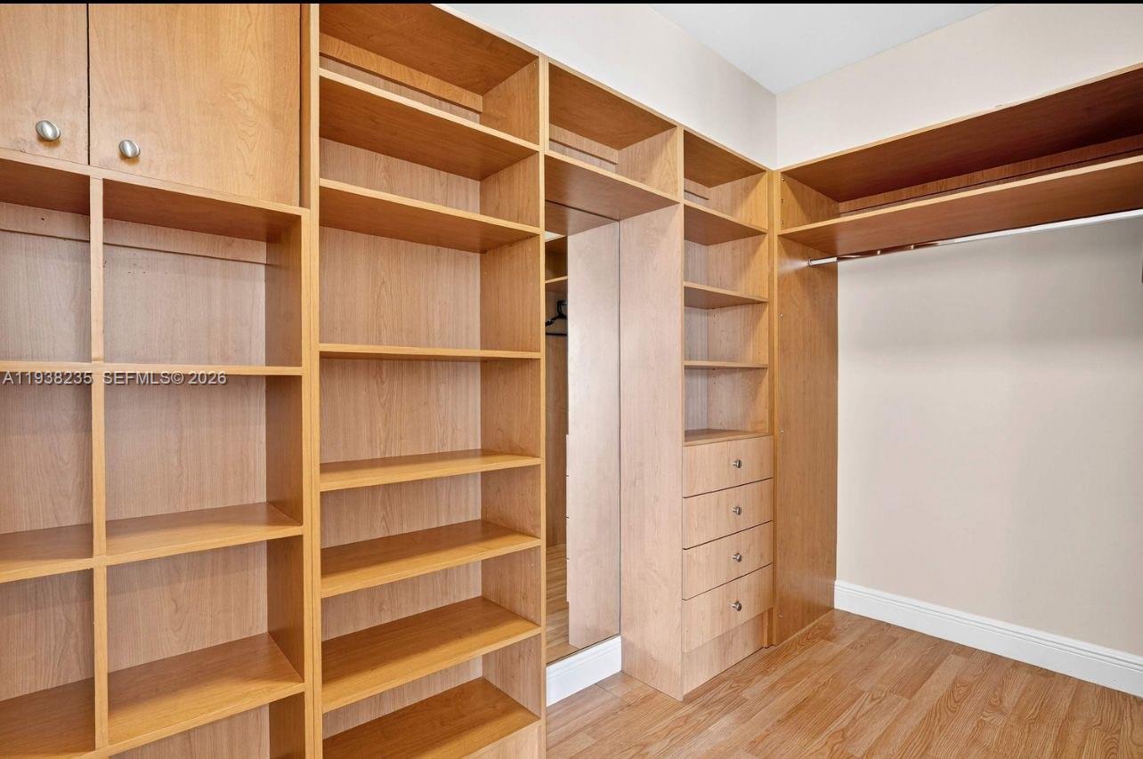 832 Hollywood Blvd Hollywood, FL 33019