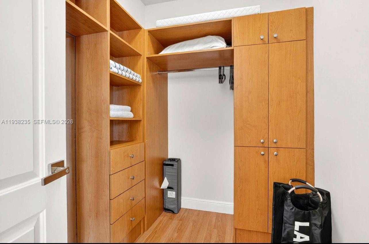 832 Hollywood Blvd Hollywood, FL 33019