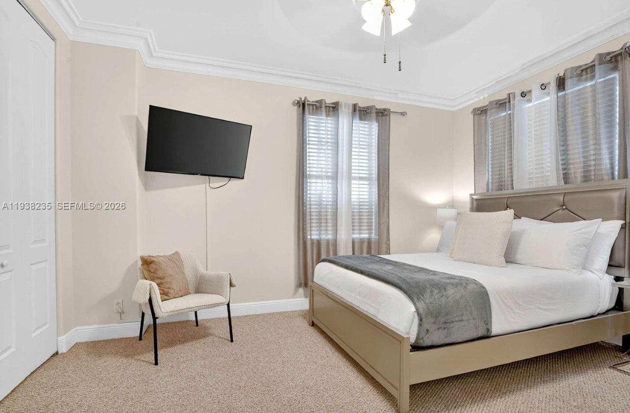 832 Hollywood Blvd Hollywood, FL 33019