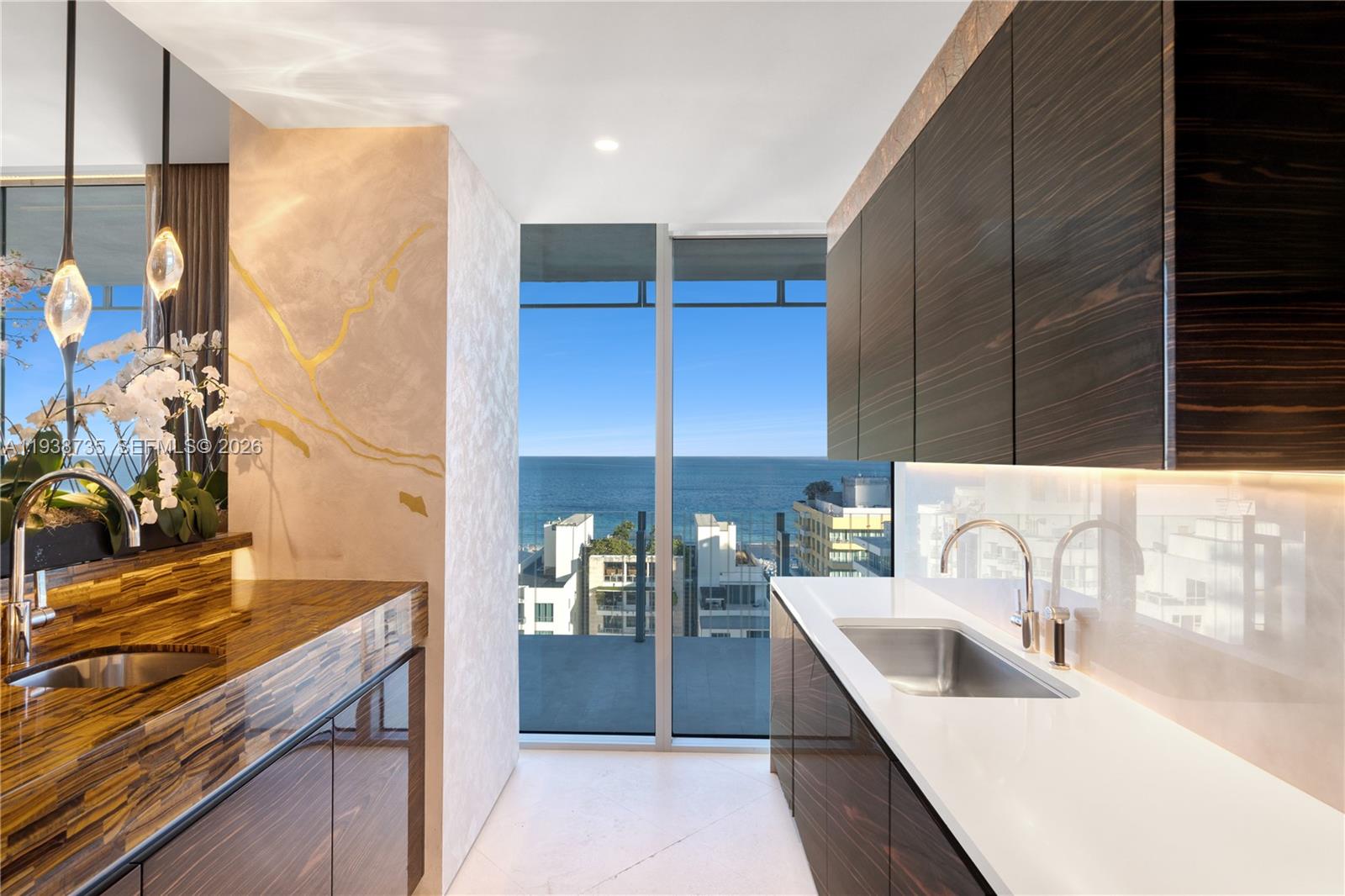 120 Ocean Dr #1400 Miami Beach, FL 33139