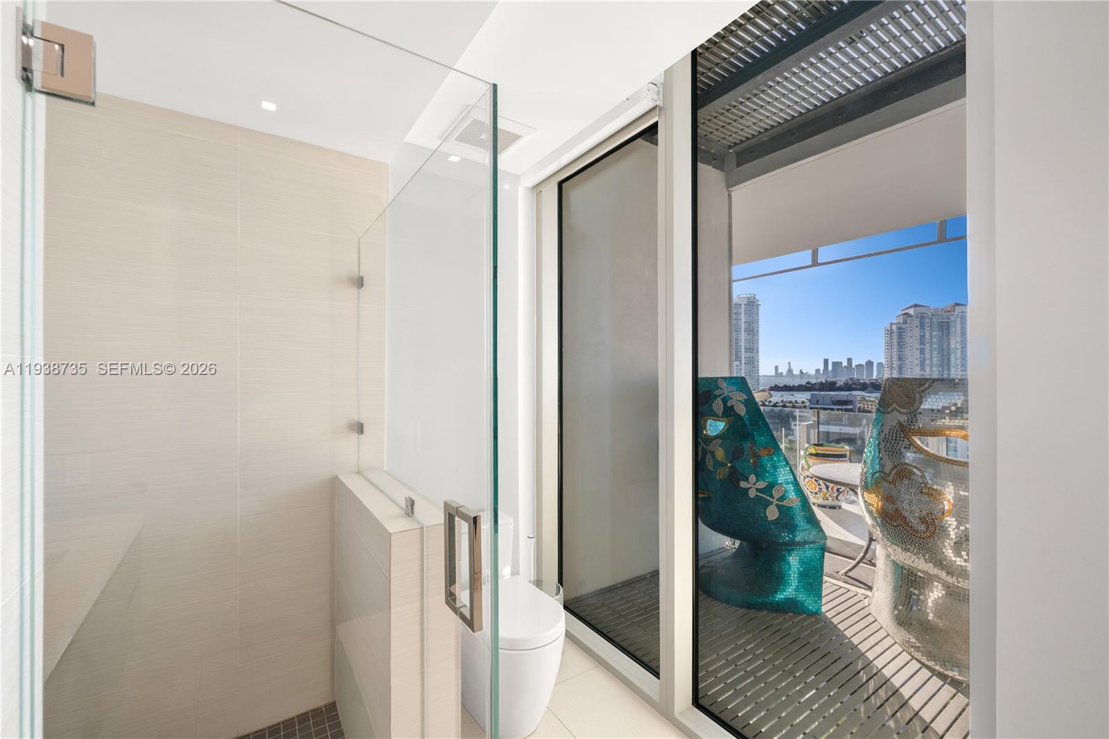 120 Ocean Dr #1400 Miami Beach, FL 33139