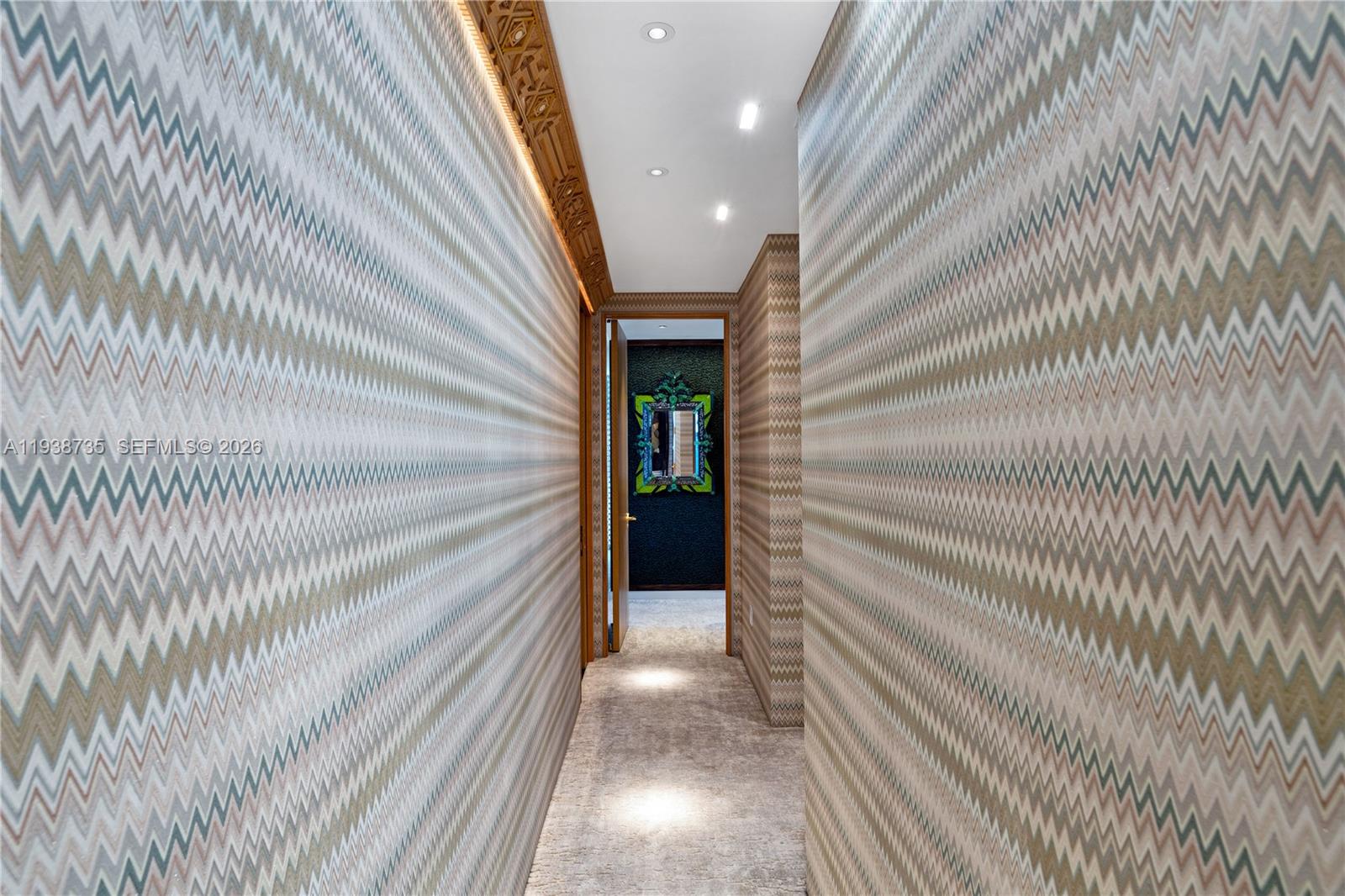 120 Ocean Dr #1400 Miami Beach, FL 33139