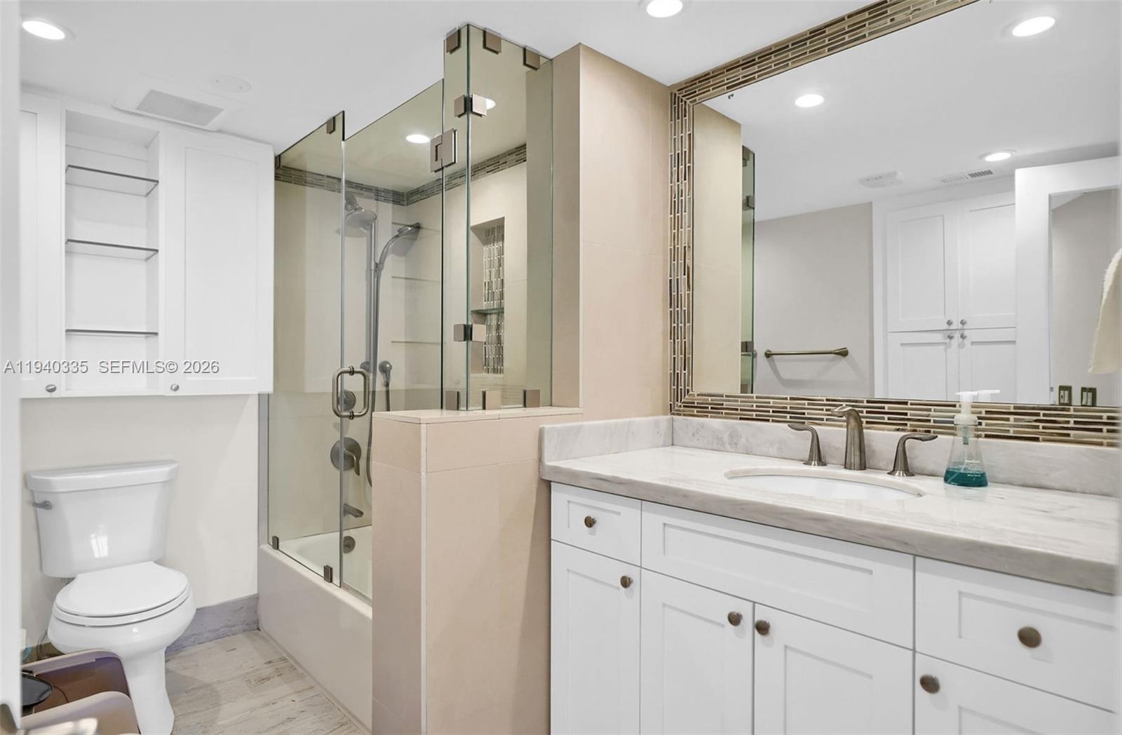 801 N Venetian Dr #201 Miami, FL 33139