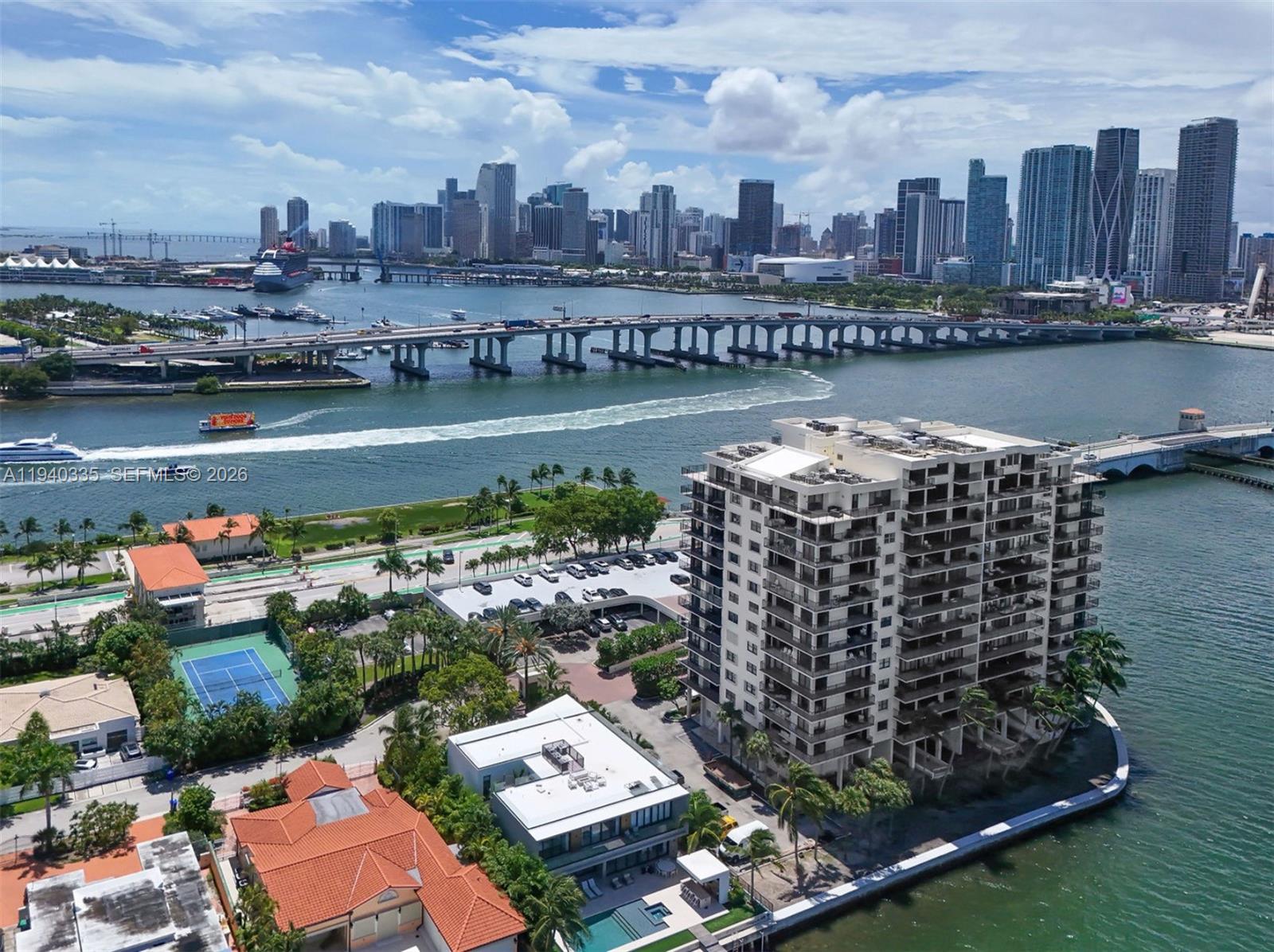 801 N Venetian Dr #201 Miami, FL 33139