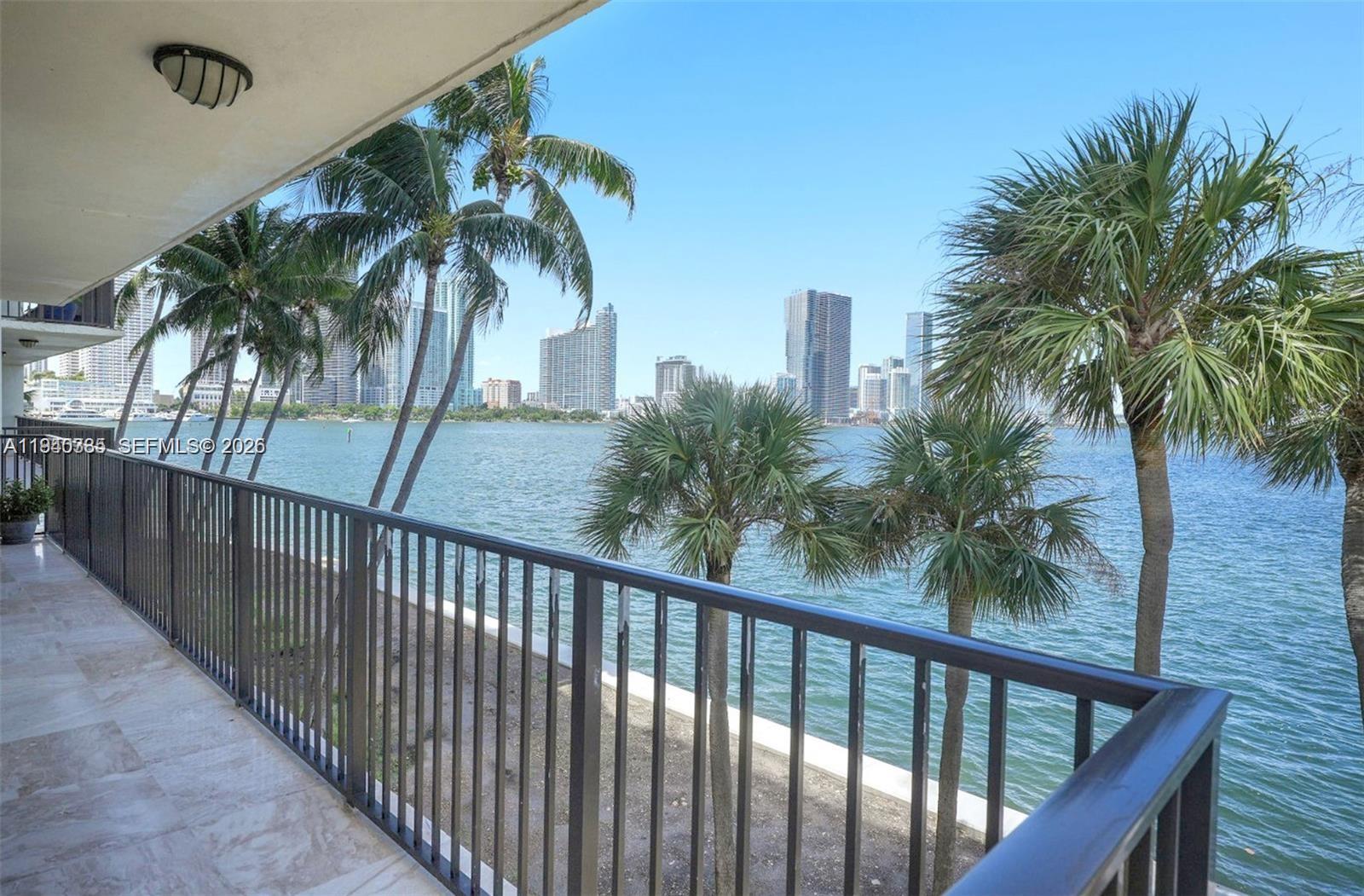 801 N Venetian Dr #201 Miami, FL 33139