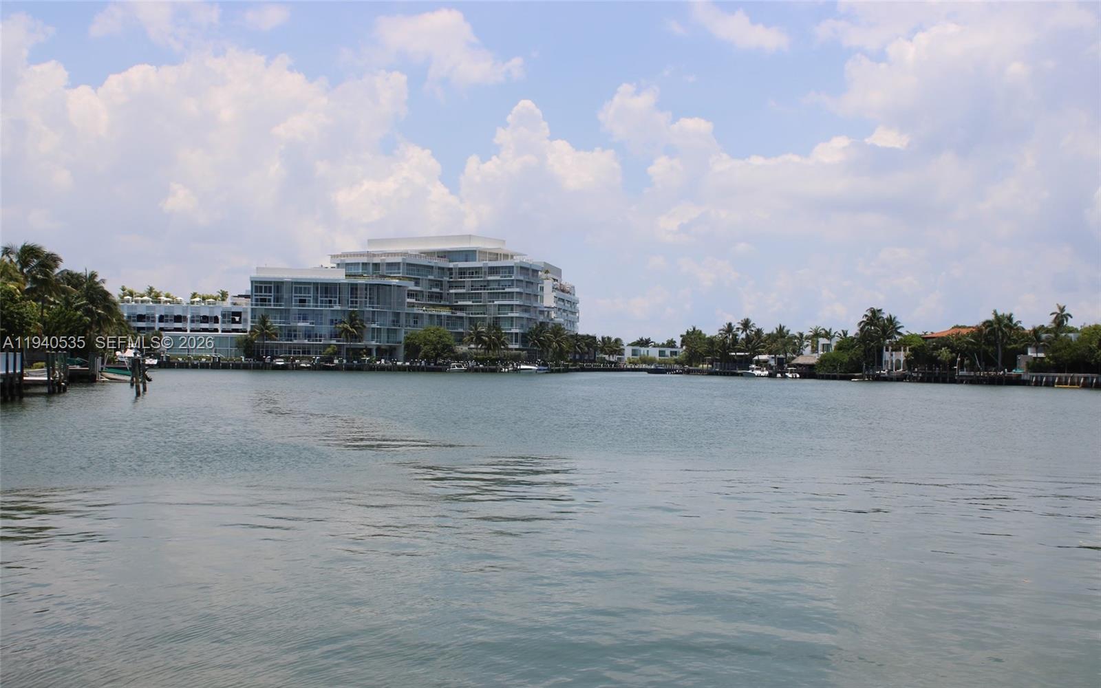 4710 Pine Tree Dr #49 Miami Beach, FL 33140