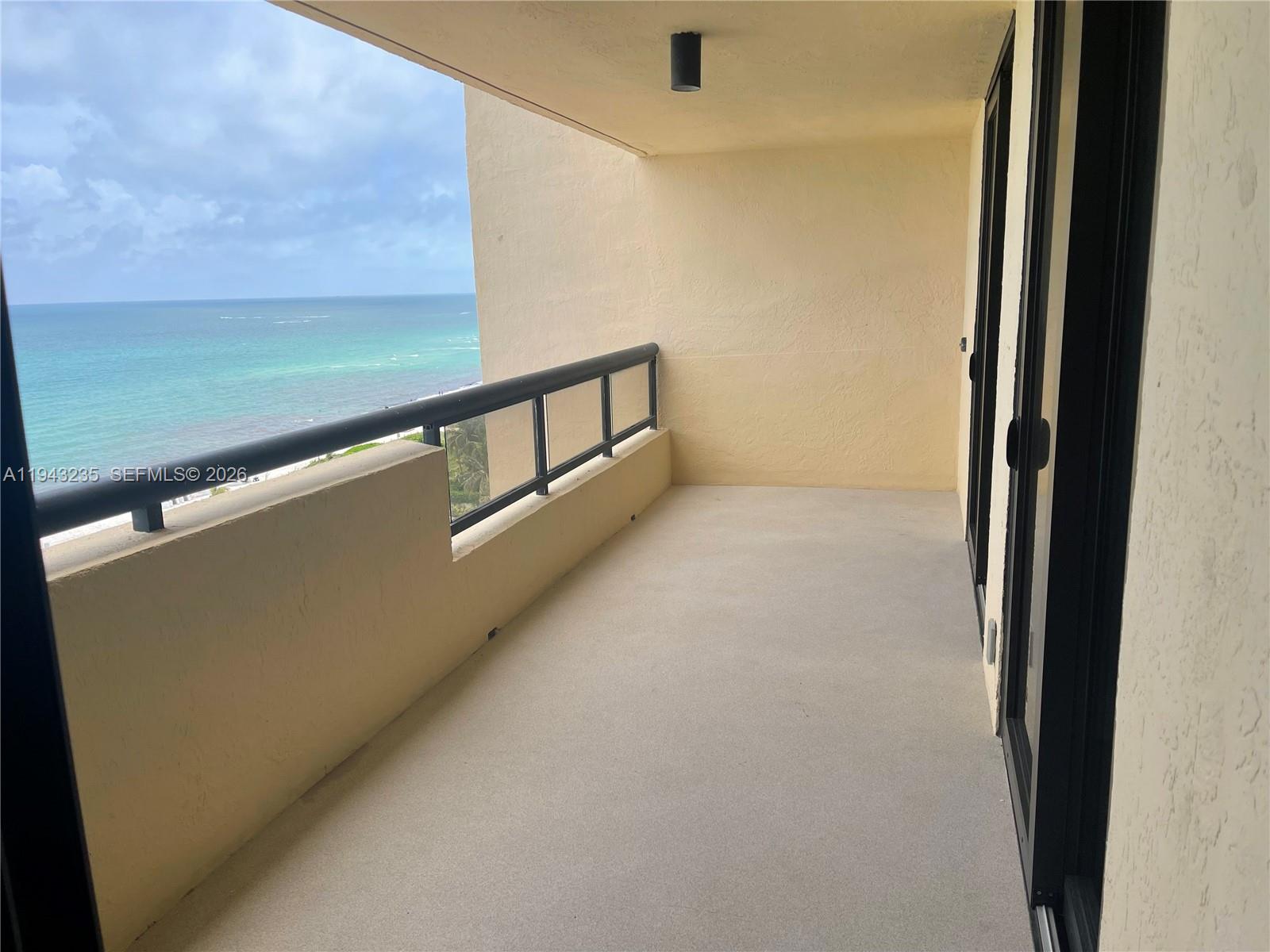 2555 Collins Ave #1409 Miami Beach, FL 33140