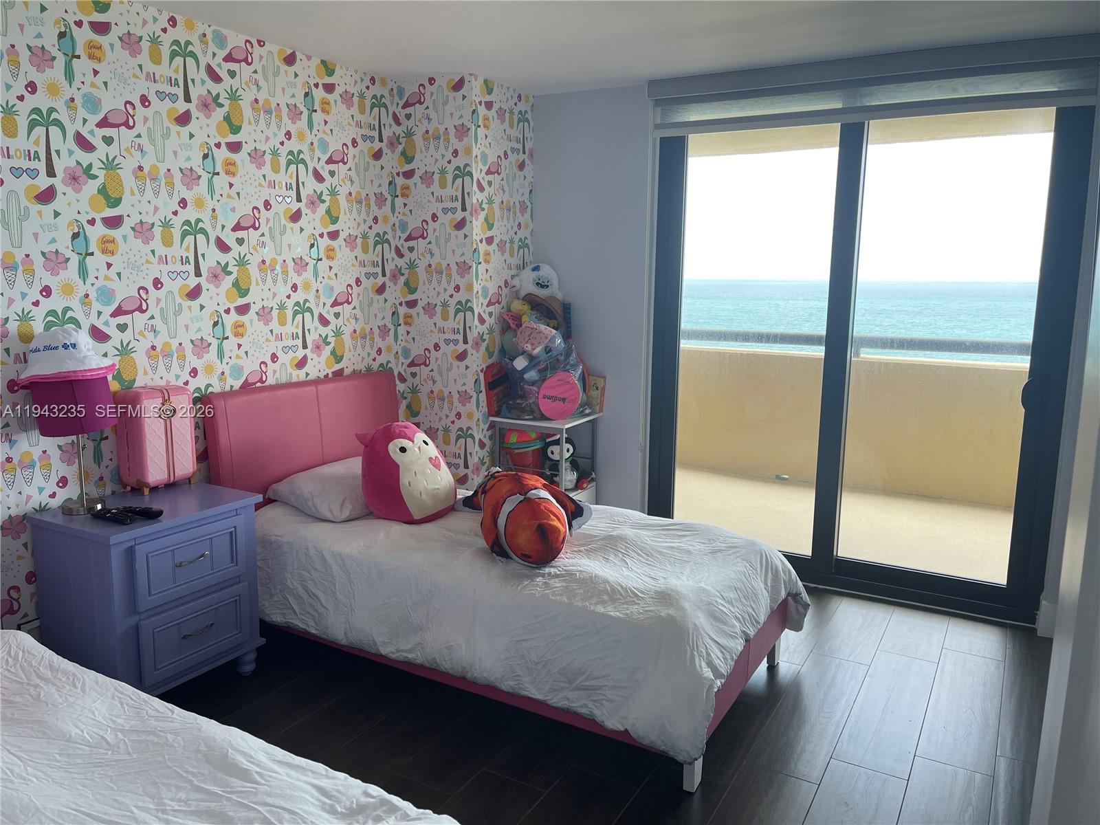 2555 Collins Ave #1409 Miami Beach, FL 33140