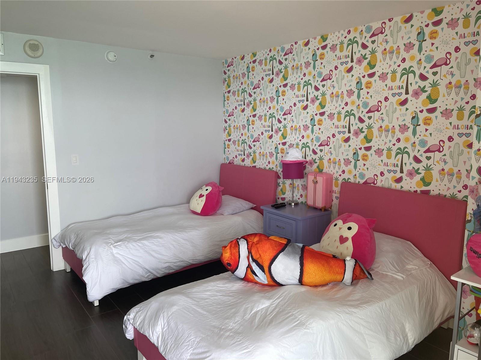 2555 Collins Ave #1409 Miami Beach, FL 33140