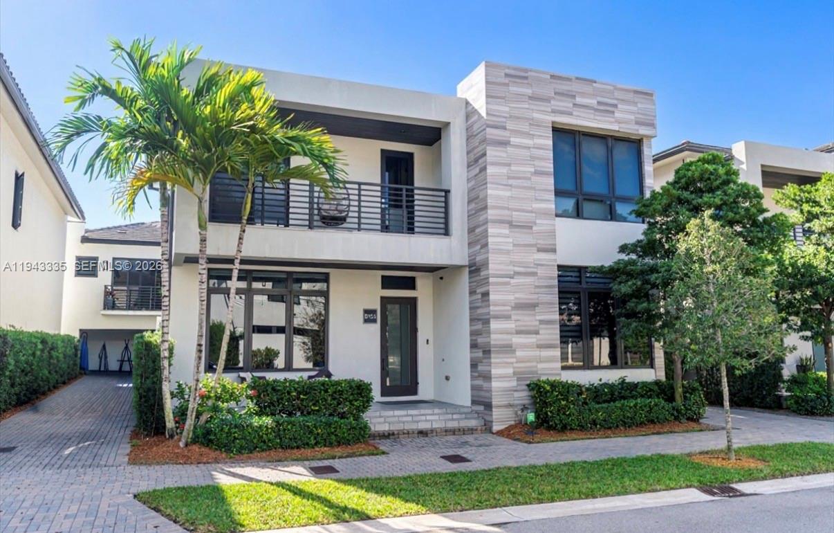 8156 NW 48th Ter Doral, FL 33166