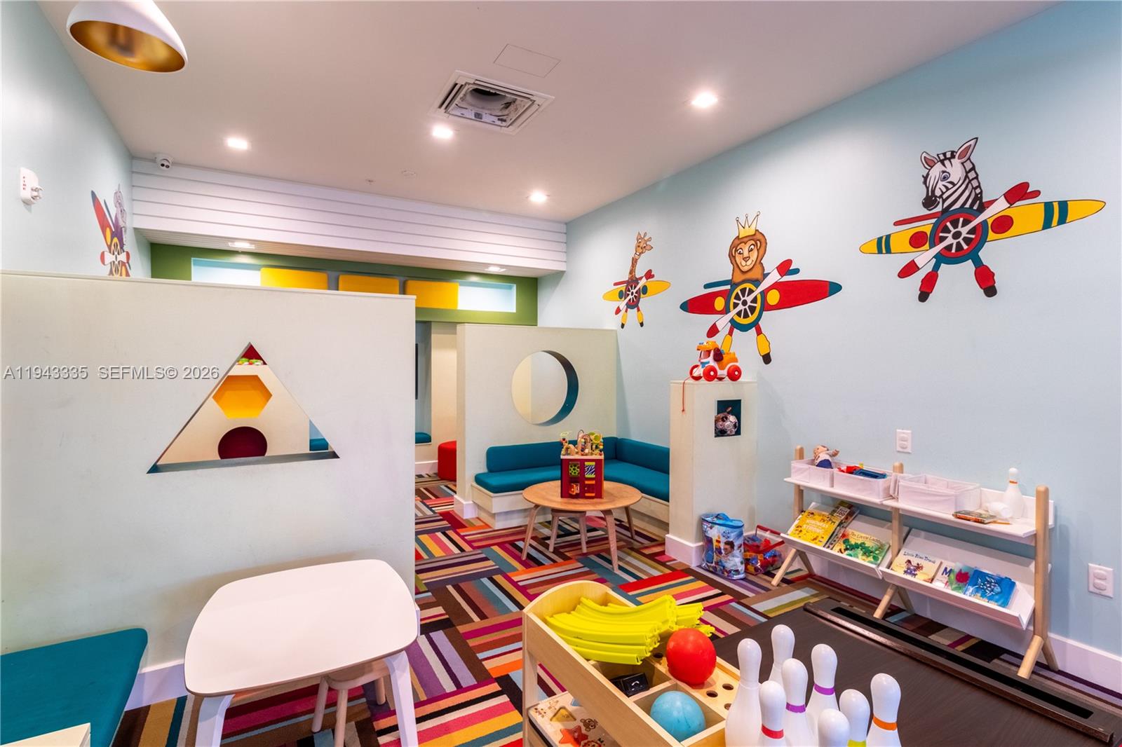 8156 NW 48th Ter Doral, FL 33166