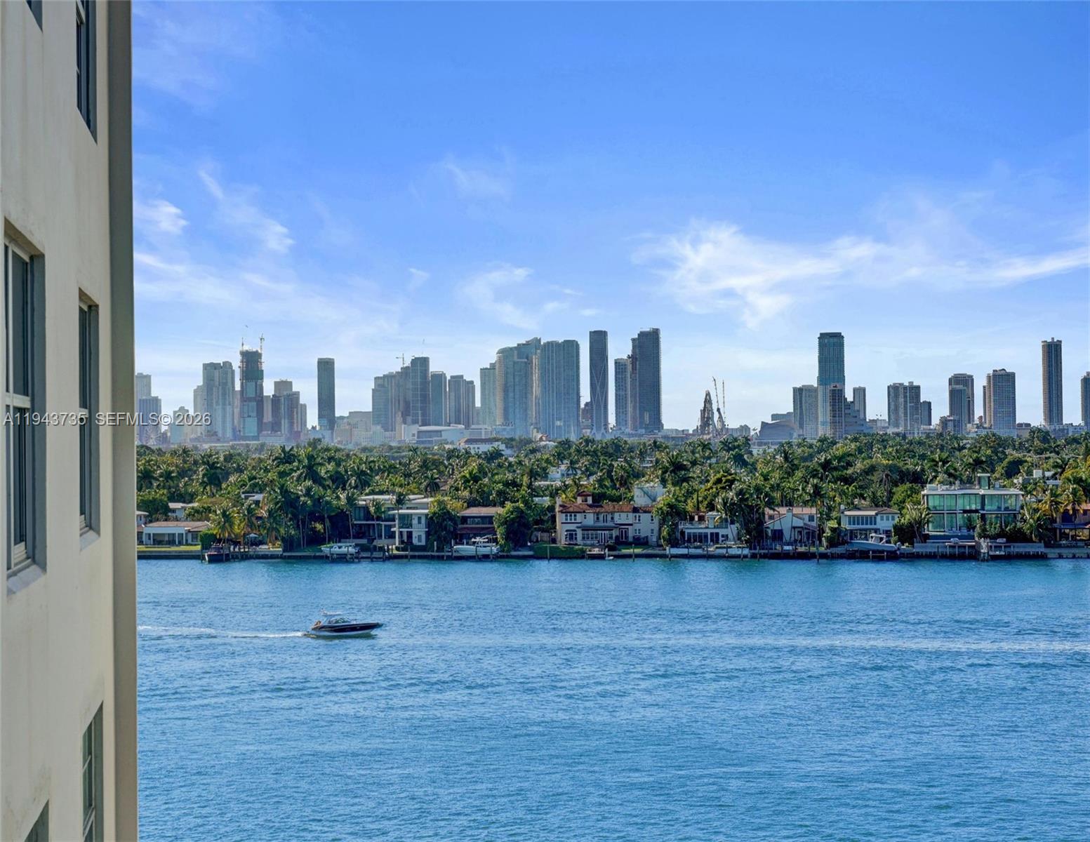 5 Island Ave #8B Miami Beach, FL 33139