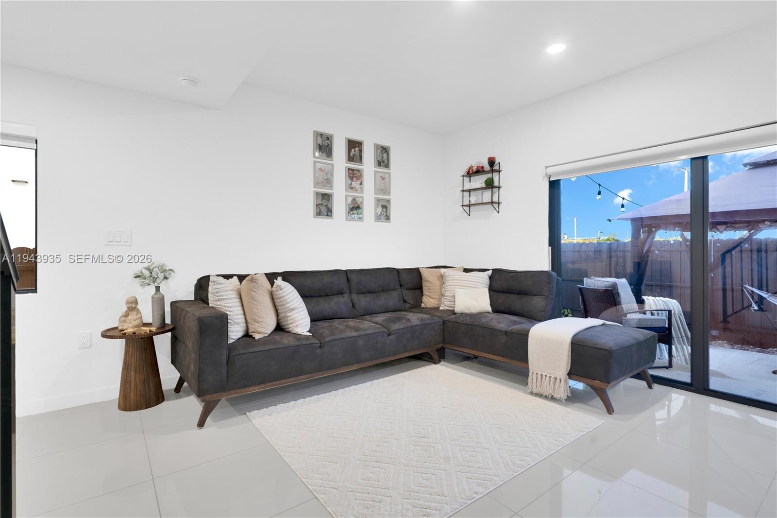 287 NW 13th Pl Florida City, FL 33034