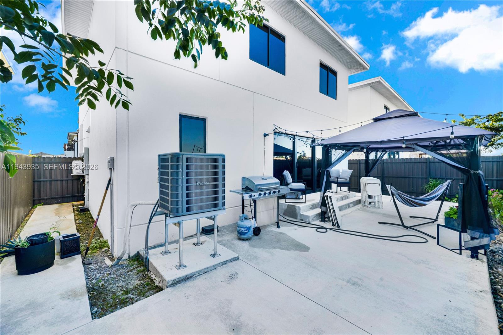 287 NW 13th Pl Florida City, FL 33034