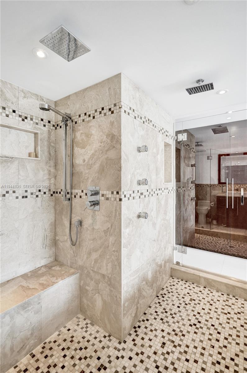 1000 Parkview Dr #330 Hallandale Beach, FL 33009