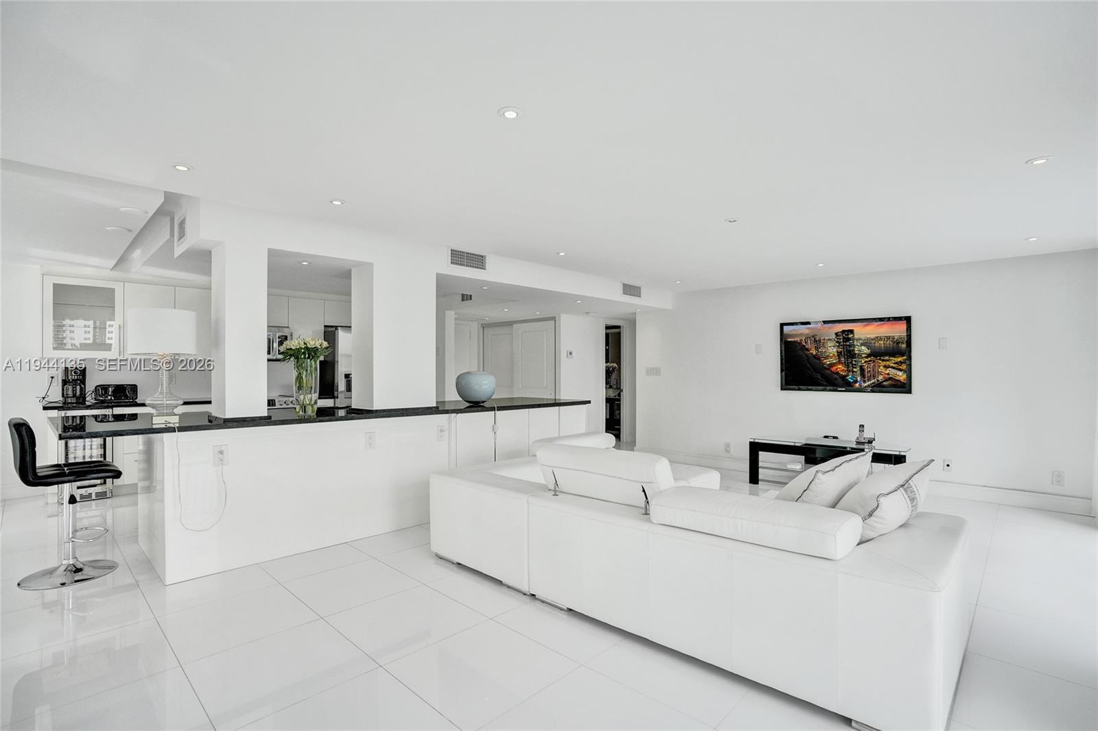 1000 Parkview Dr #330 Hallandale Beach, FL 33009