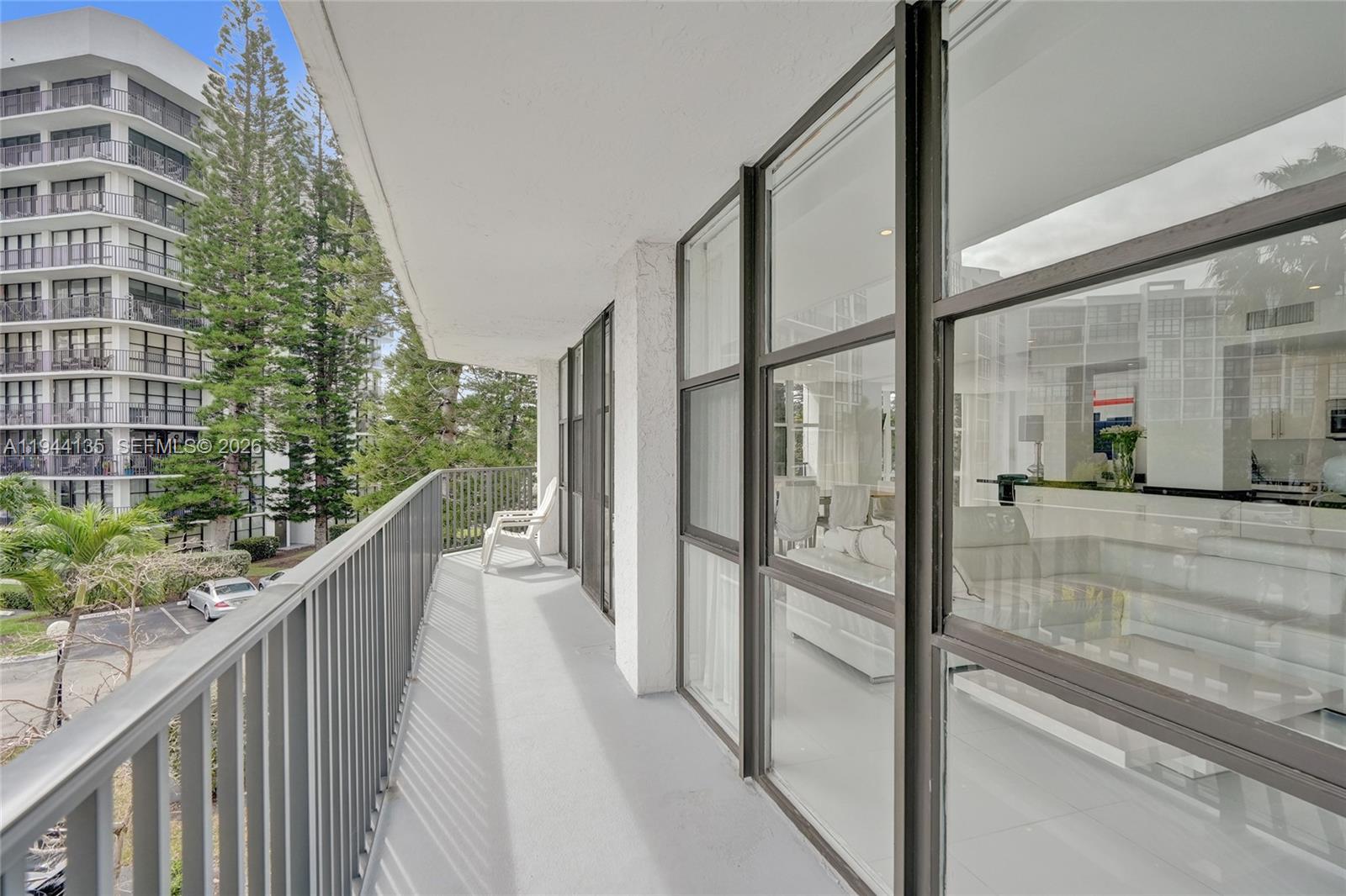 1000 Parkview Dr #330 Hallandale Beach, FL 33009