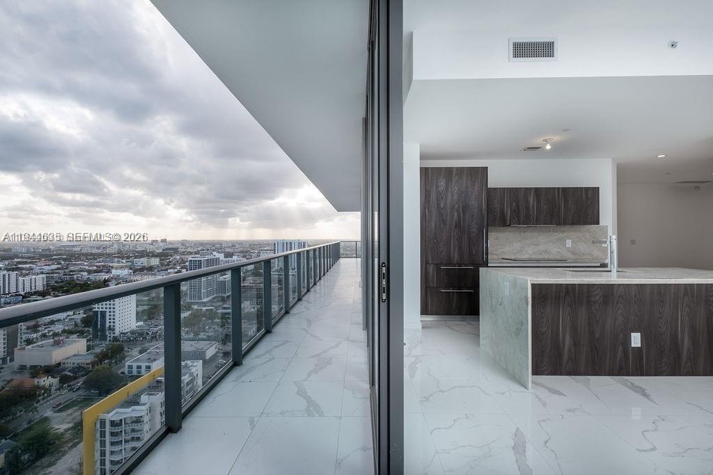 480 NE 31st St #3101 Miami, FL 33137