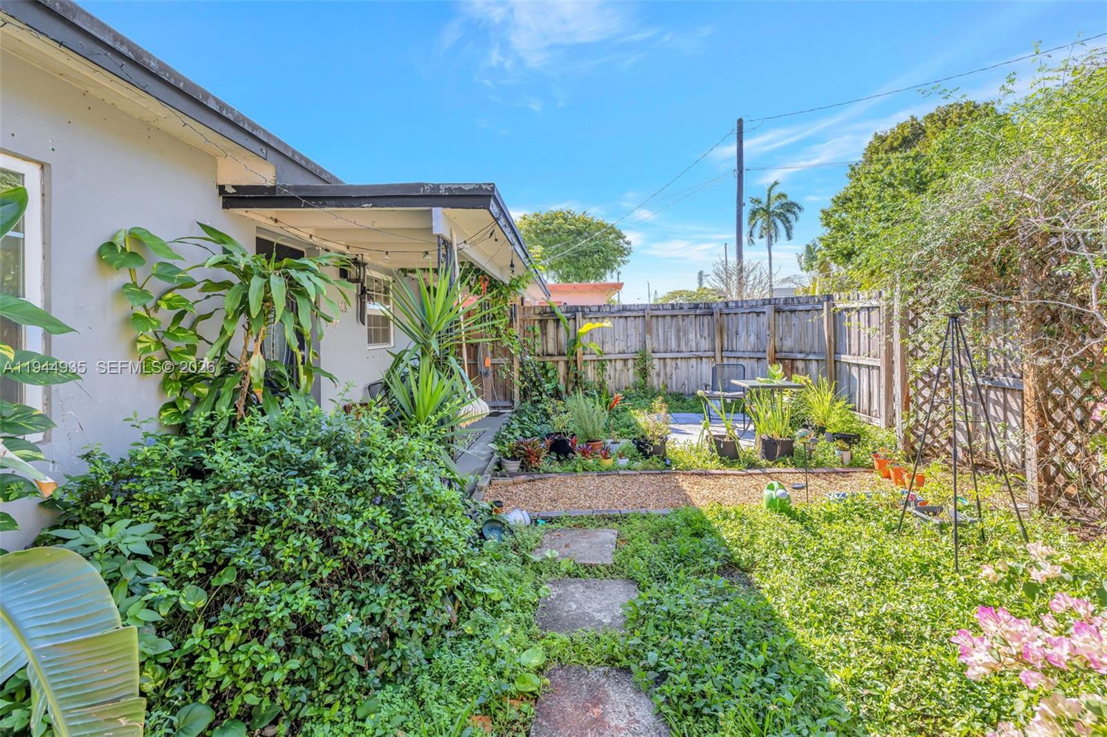 508 NW 16th St Fort Lauderdale, FL 33311