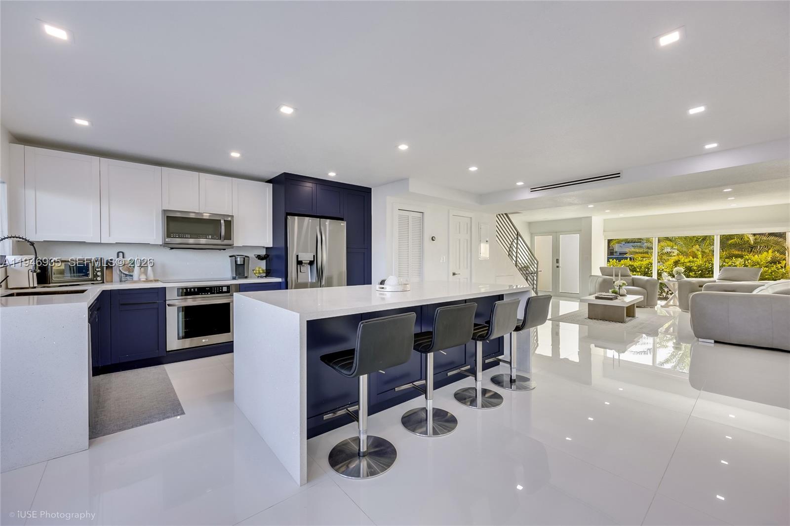 16479 NE 27th Pl #16 North Miami Beach, FL 33160