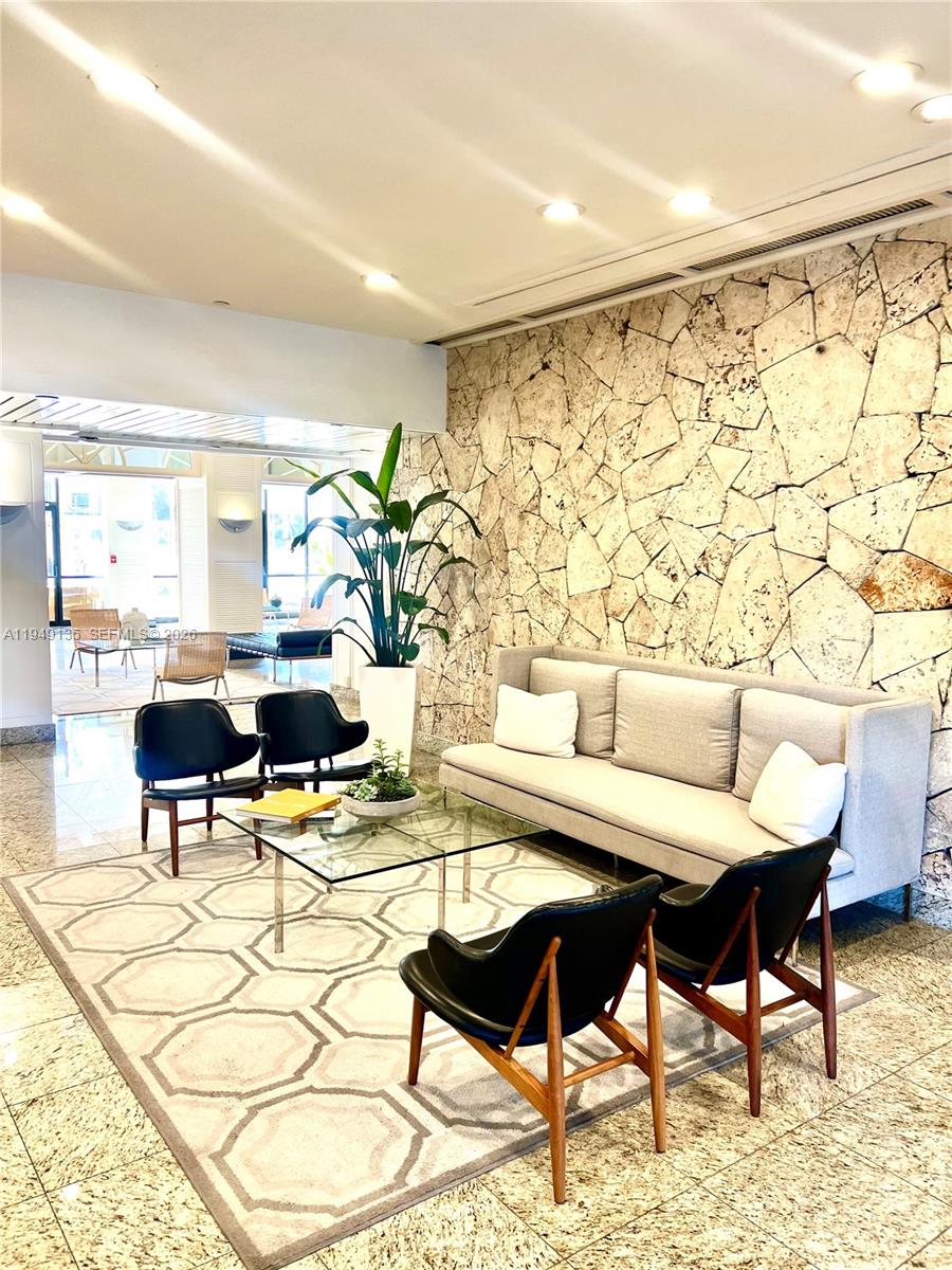 780 NE 69th St #504 Miami, FL 33138