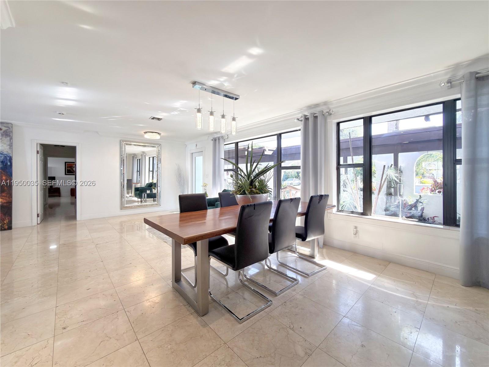 7925 SW 124th St Pinecrest, FL 33156