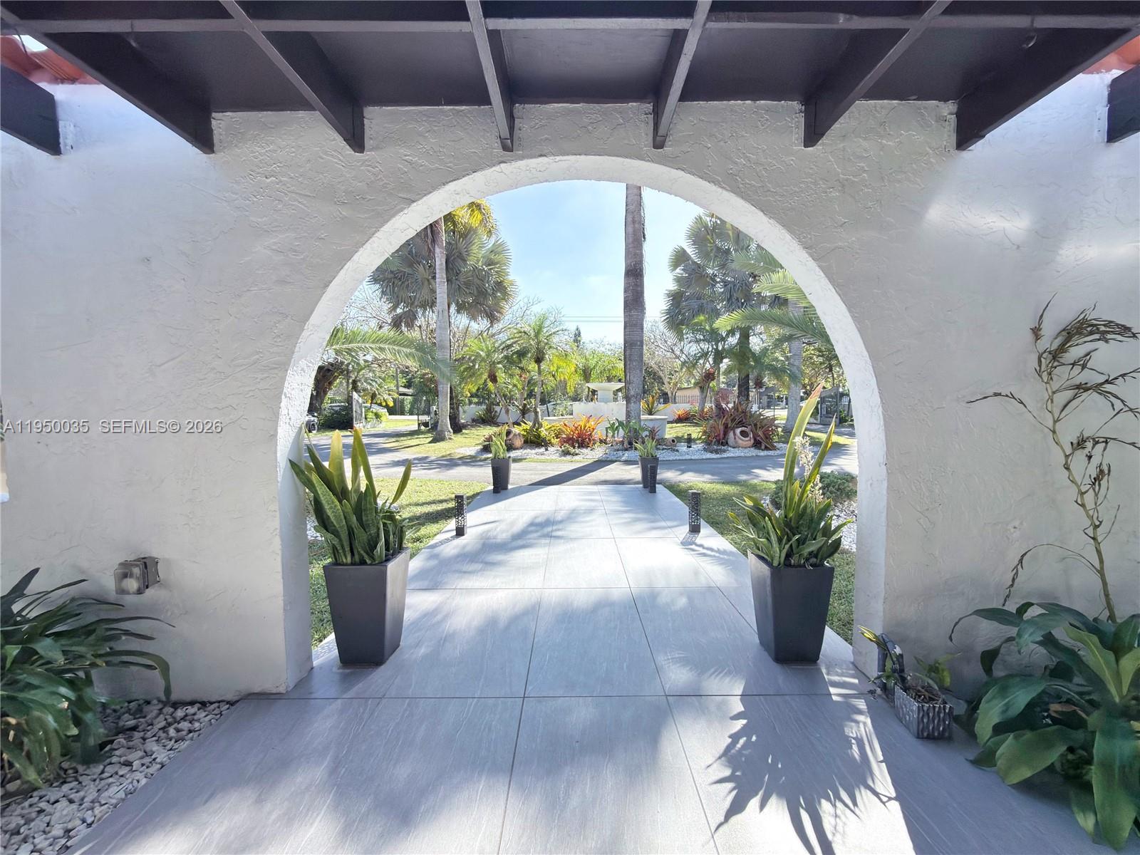 7925 SW 124th St Pinecrest, FL 33156