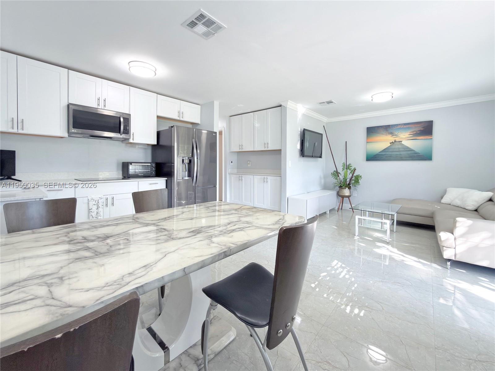 7925 SW 124th St Pinecrest, FL 33156