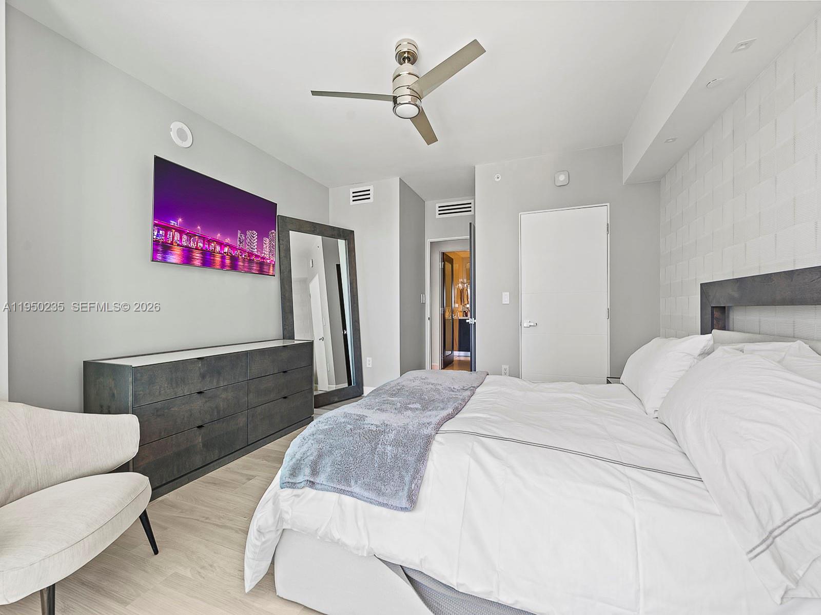 image 500 Brickell East10