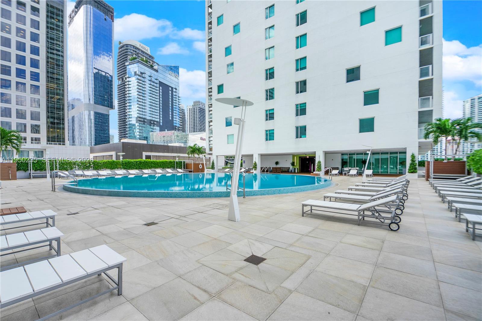 image 500 Brickell East26