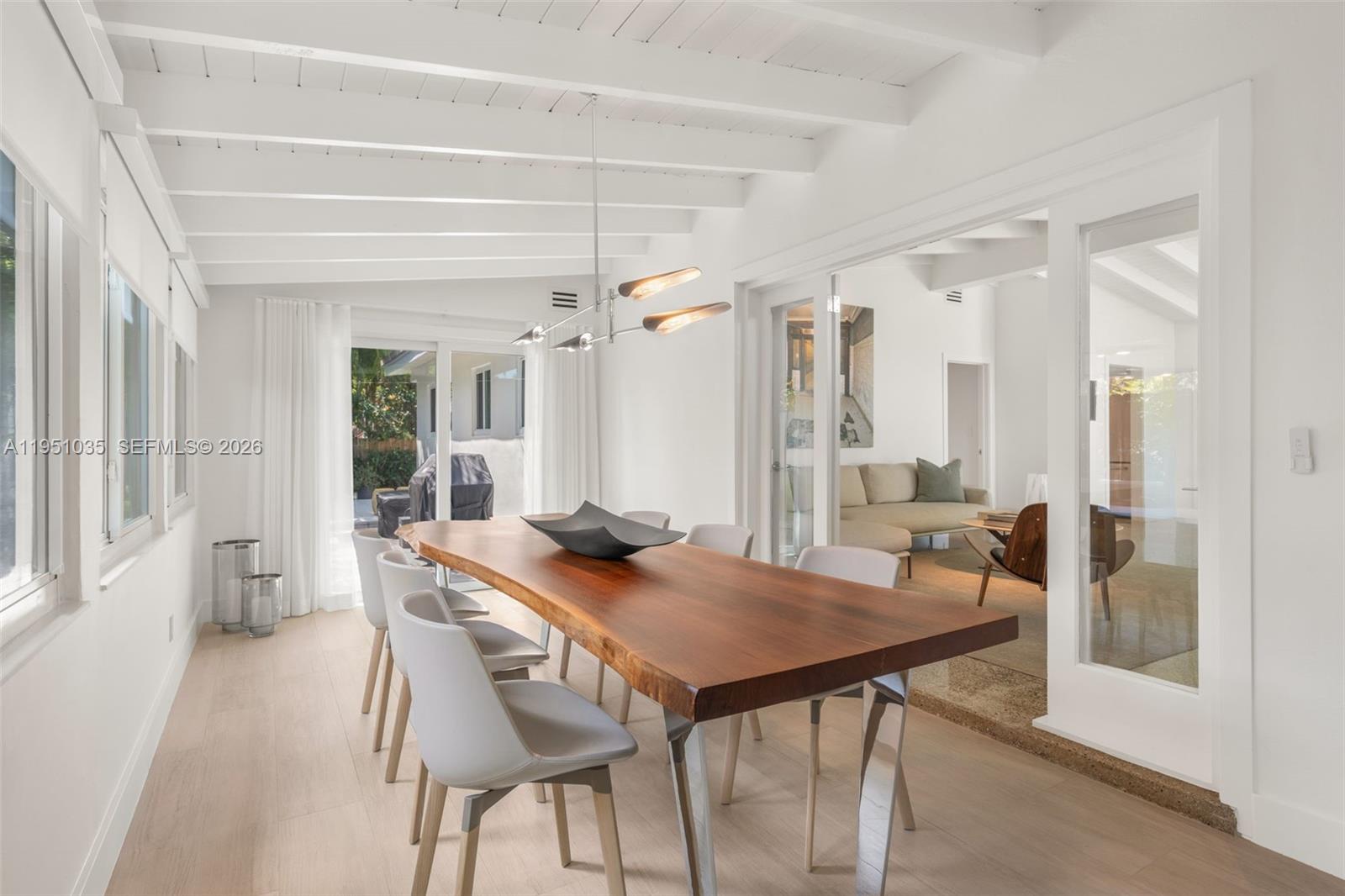 1040 NE 85th St Miami, FL 33138