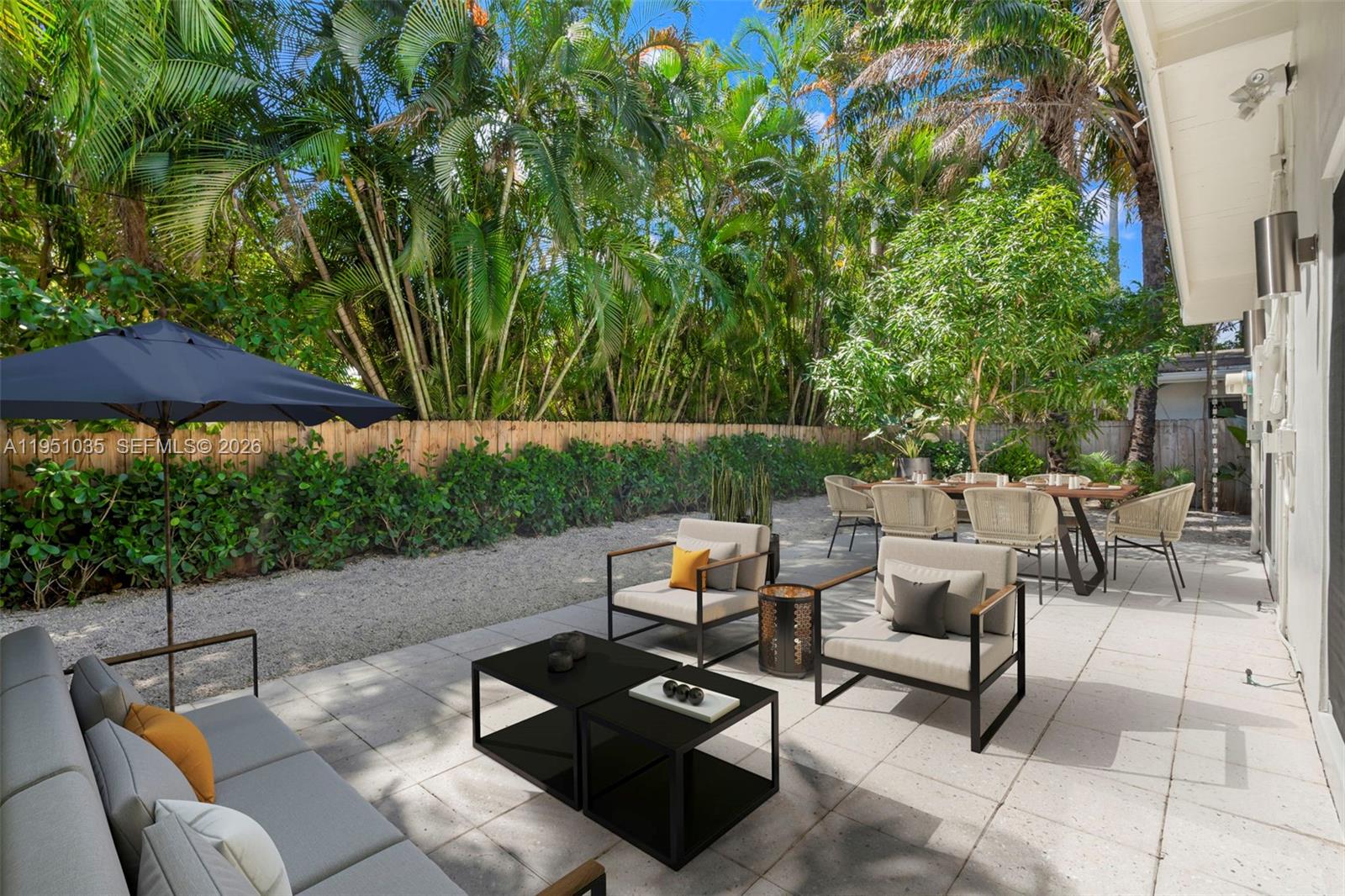 1040 NE 85th St Miami, FL 33138