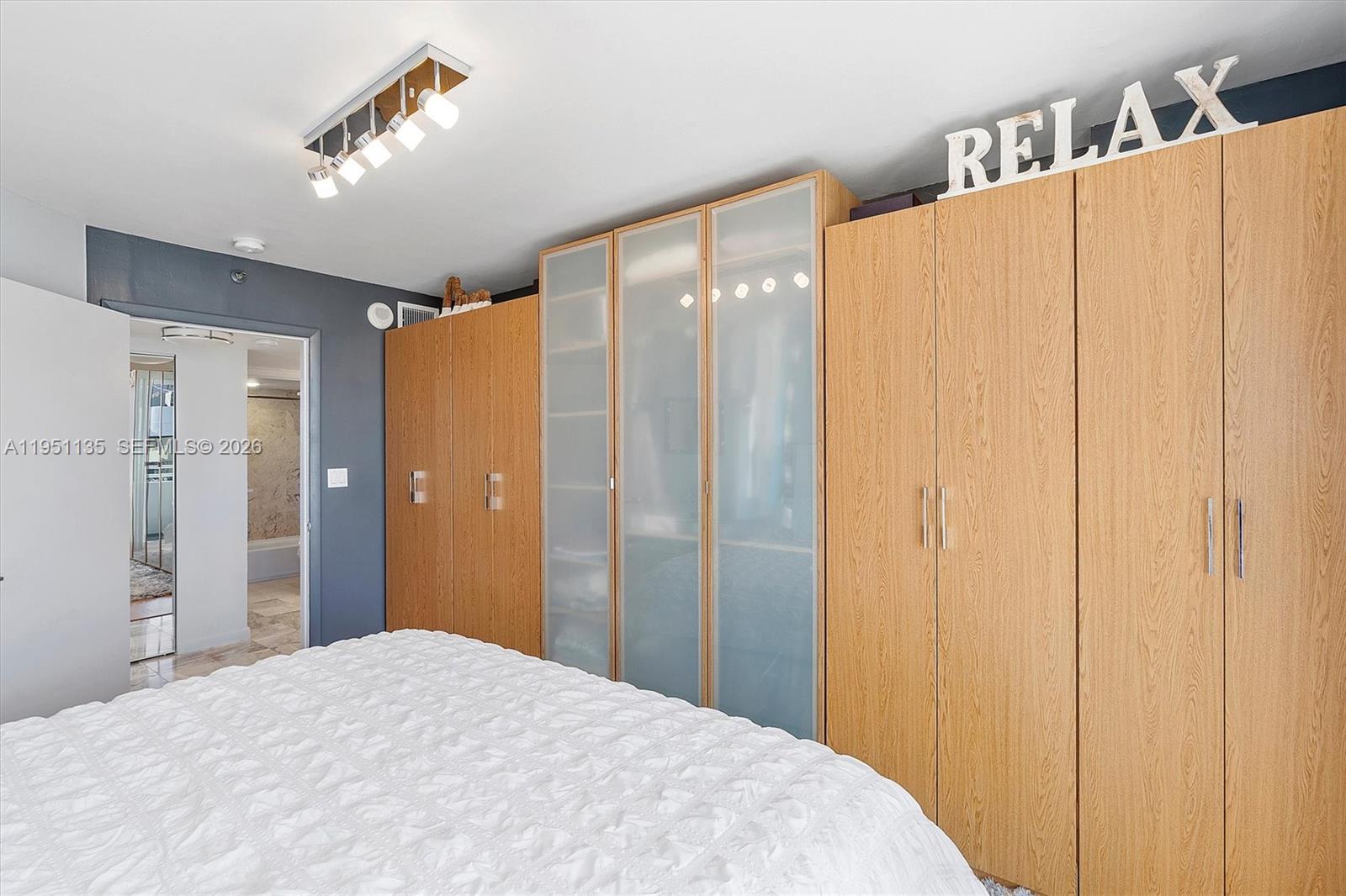 8911 Collins Ave #1203 Surfside, FL 33154