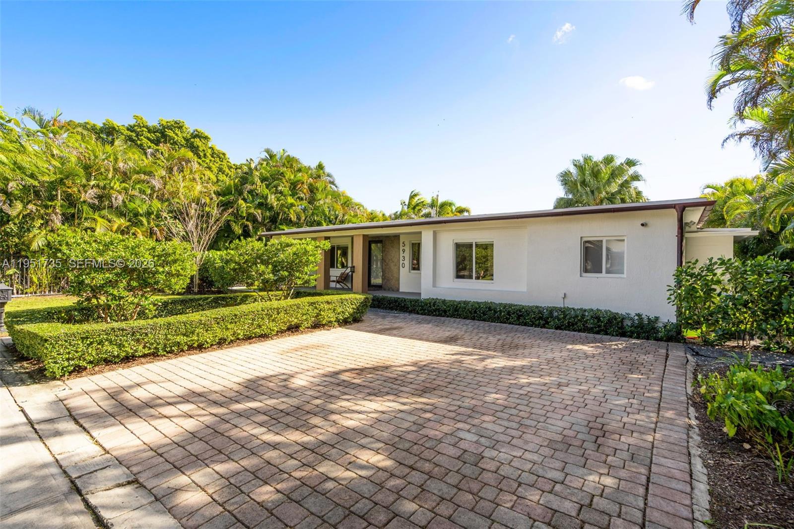 5930 SW 47th St Miami, FL 33155