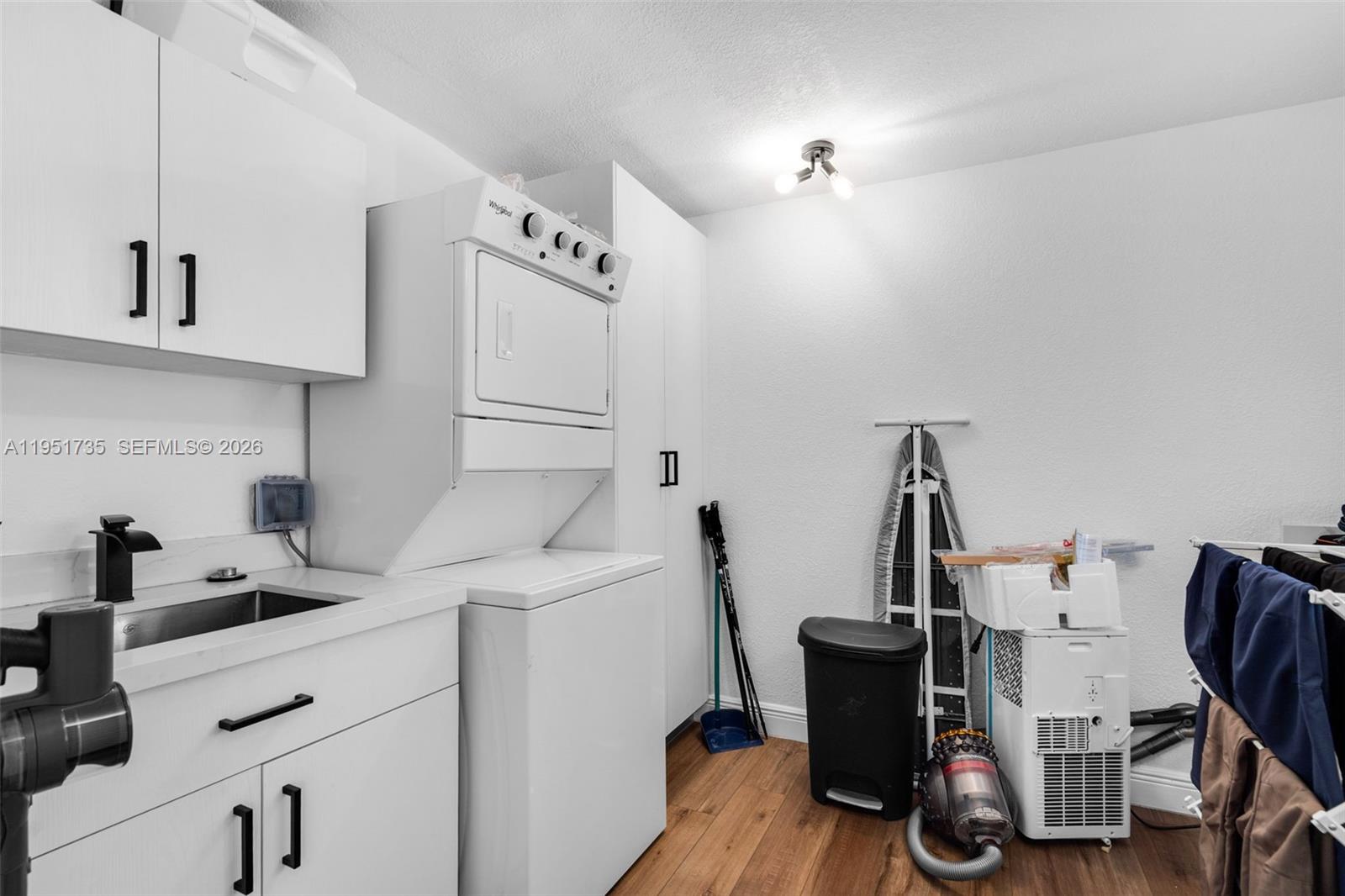 5930 SW 47th St Miami, FL 33155